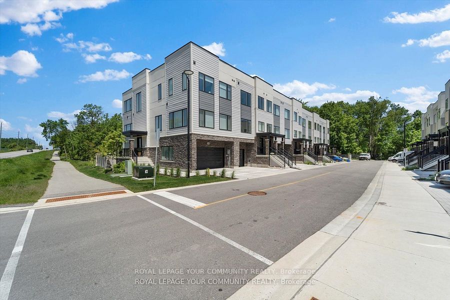 1494 Purchase Place N Property Photo 1