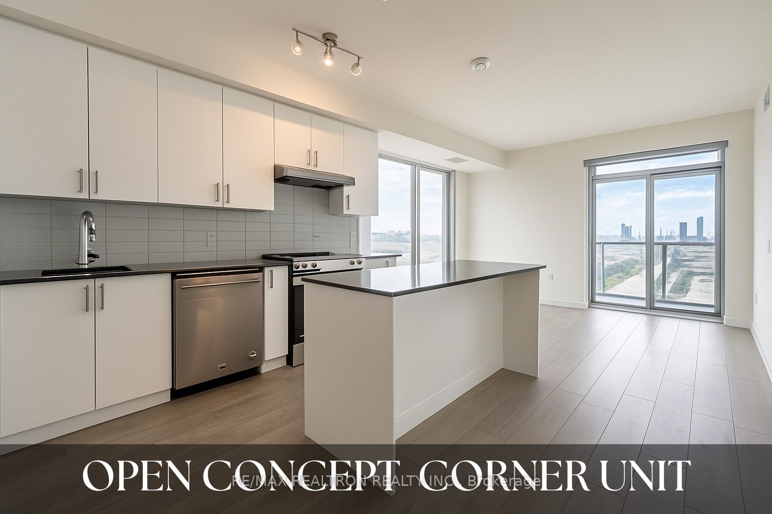 #1521 - 8960 Jane Street Property Photo 1