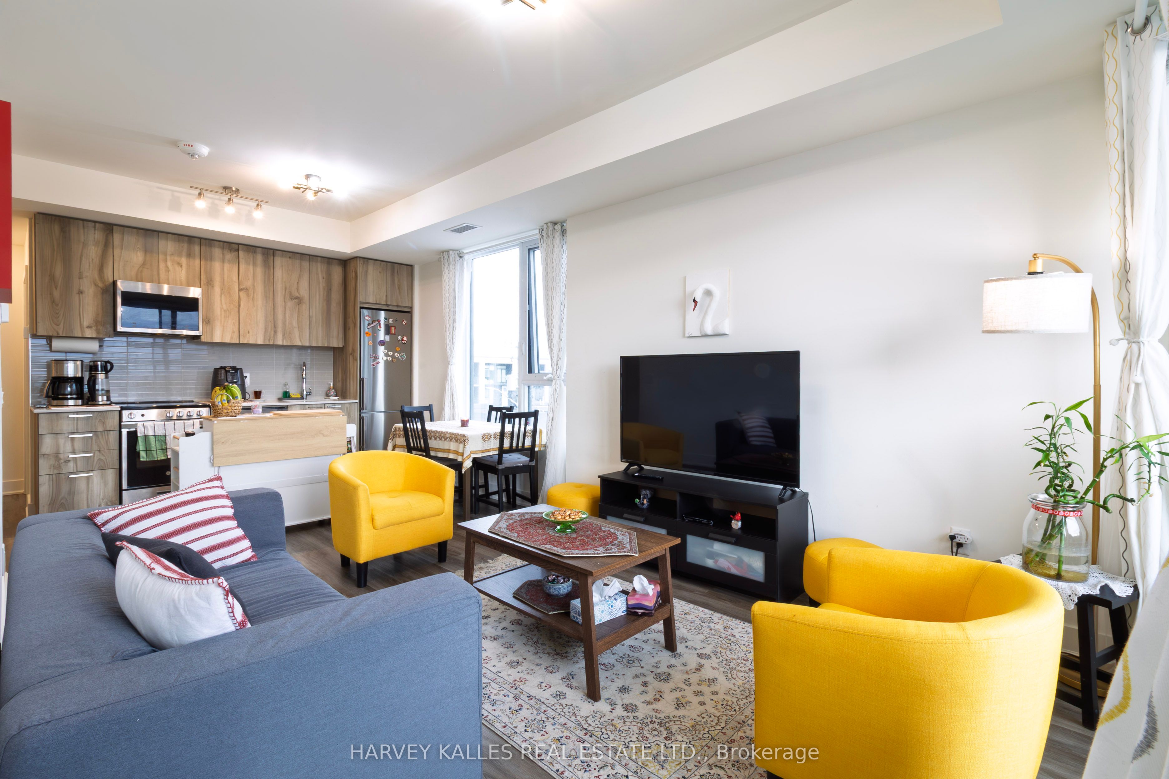 #305 - 185 Deerfield Road Property Photo 10
