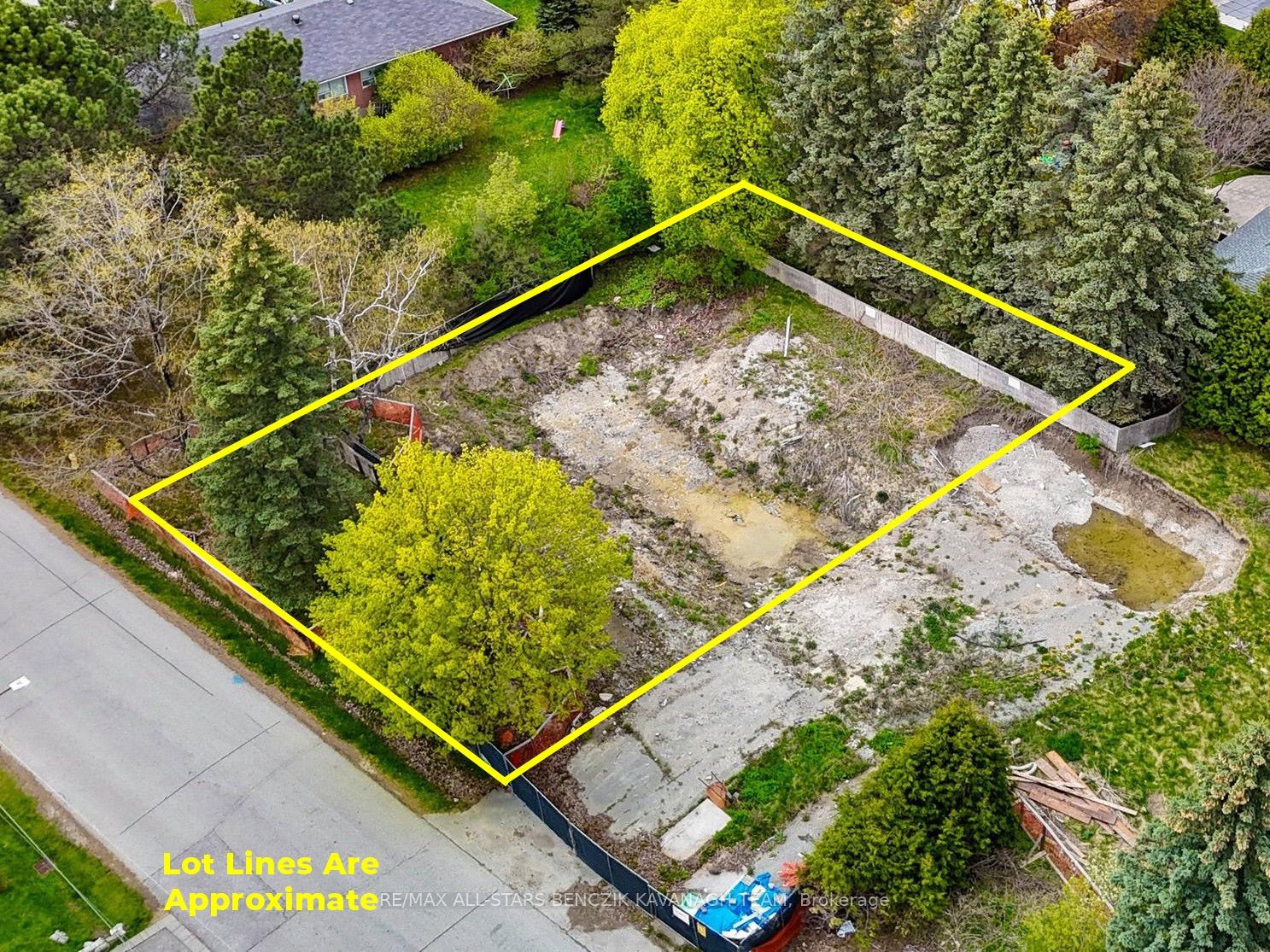 18 Riverview Avenue Property Photo 1