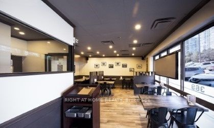 7359 Yonge Street Property Photo 3