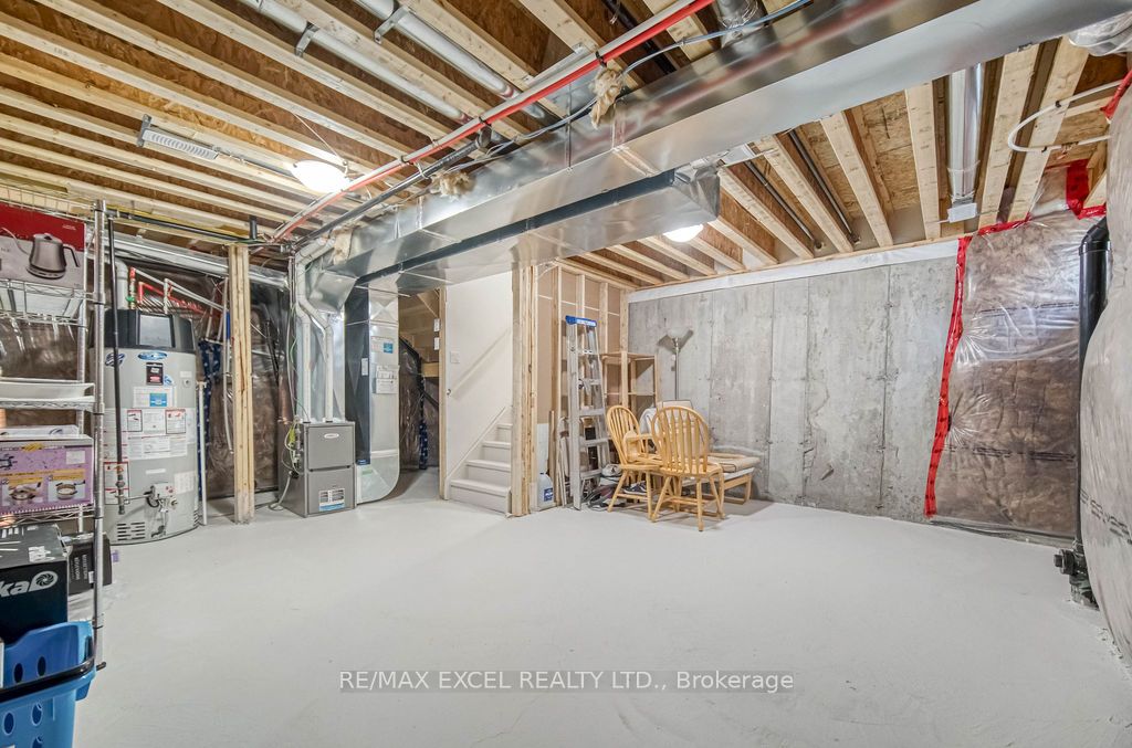 33 Albert Firman Lane Property Photo 43