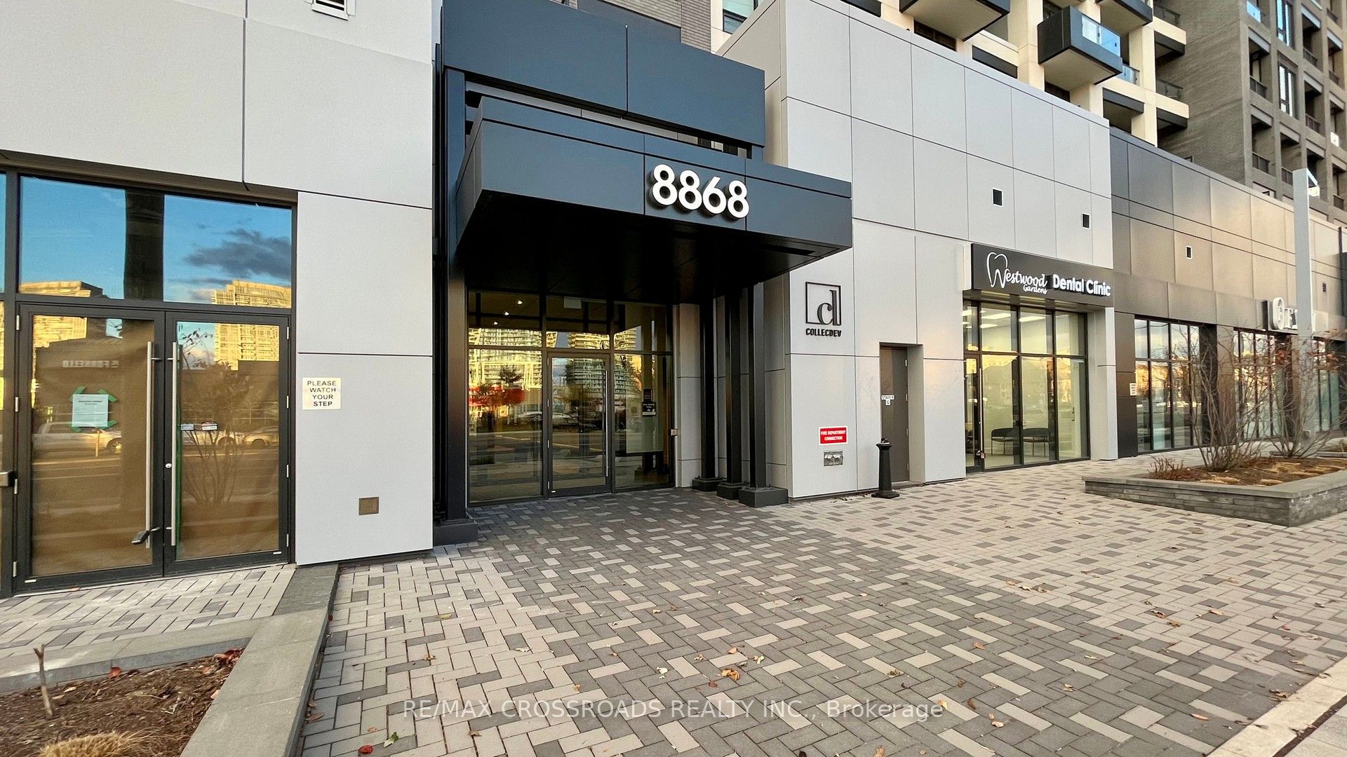 #319e - 8868 Yonge Street Property Photo 2