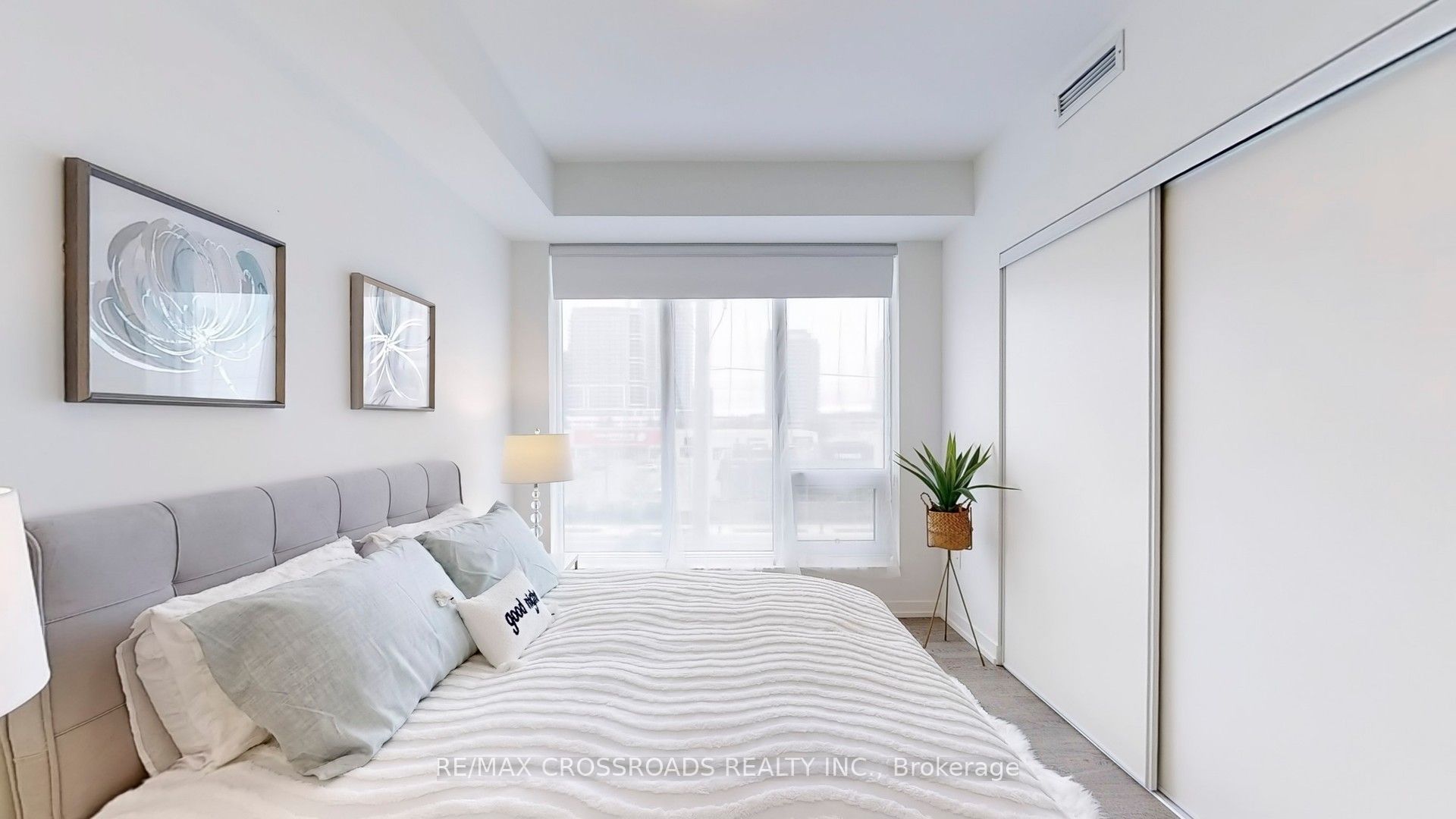 #319e - 8868 Yonge Street Property Photo 16