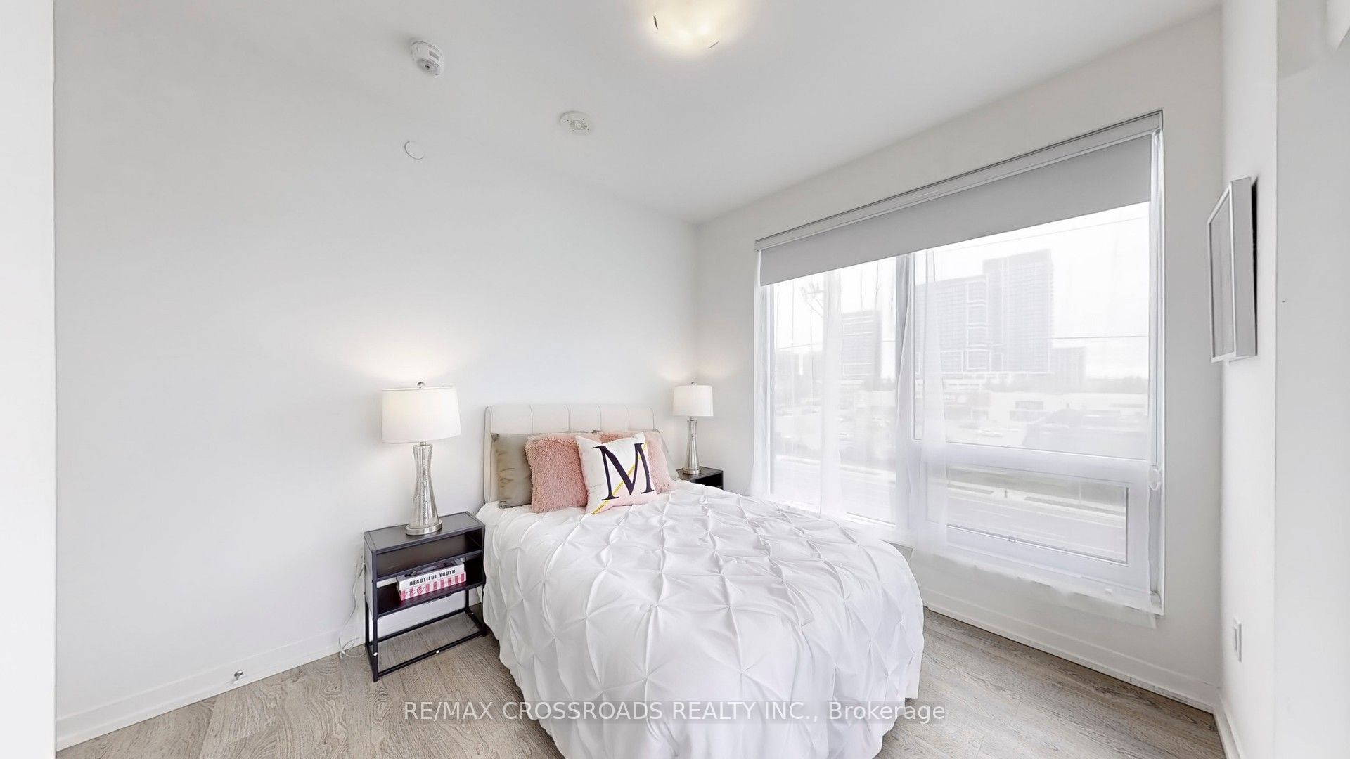 #319e - 8868 Yonge Street Property Photo 19