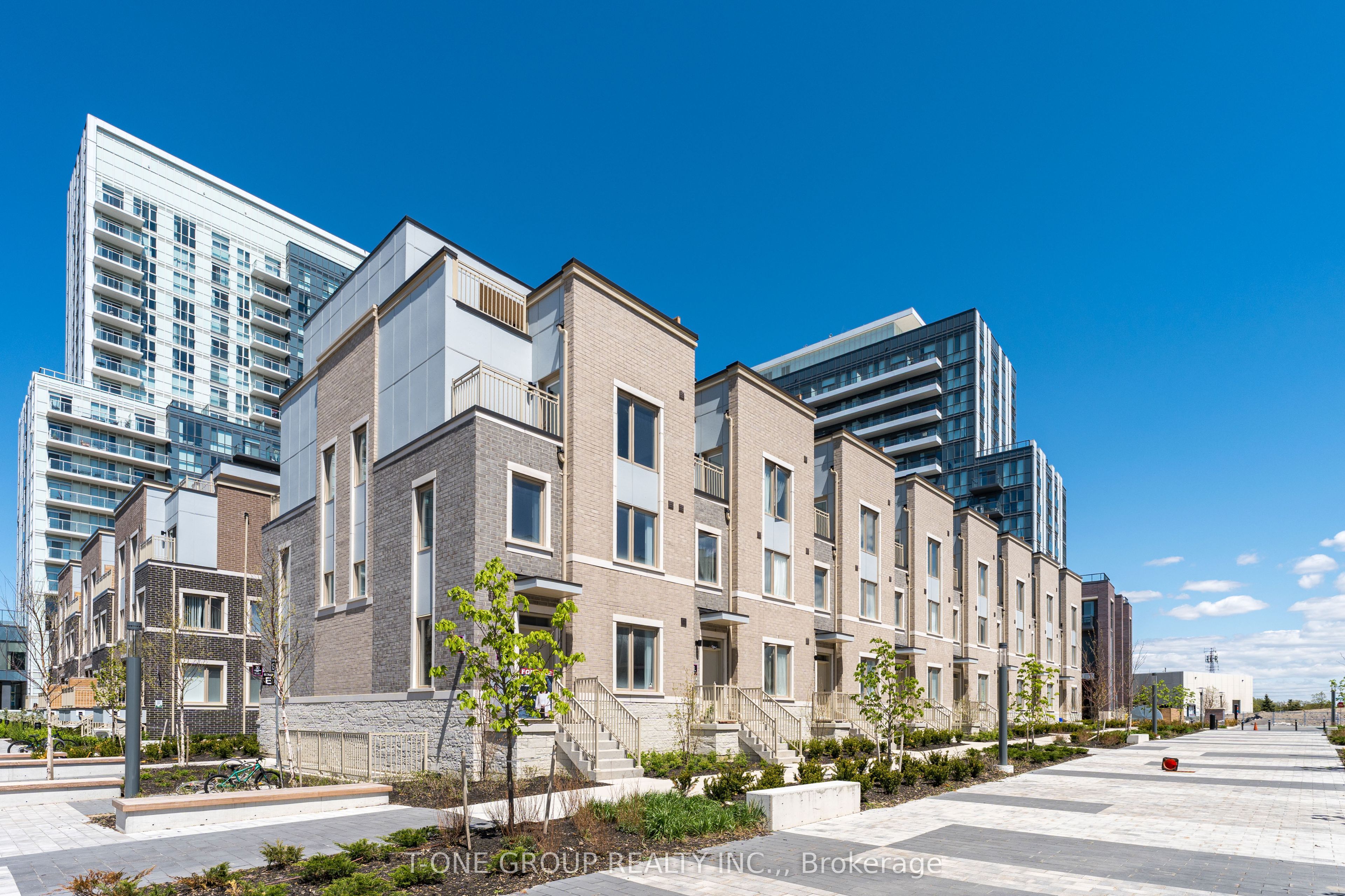 #111 - 30 Almond Blossom Mews Property Photo 1