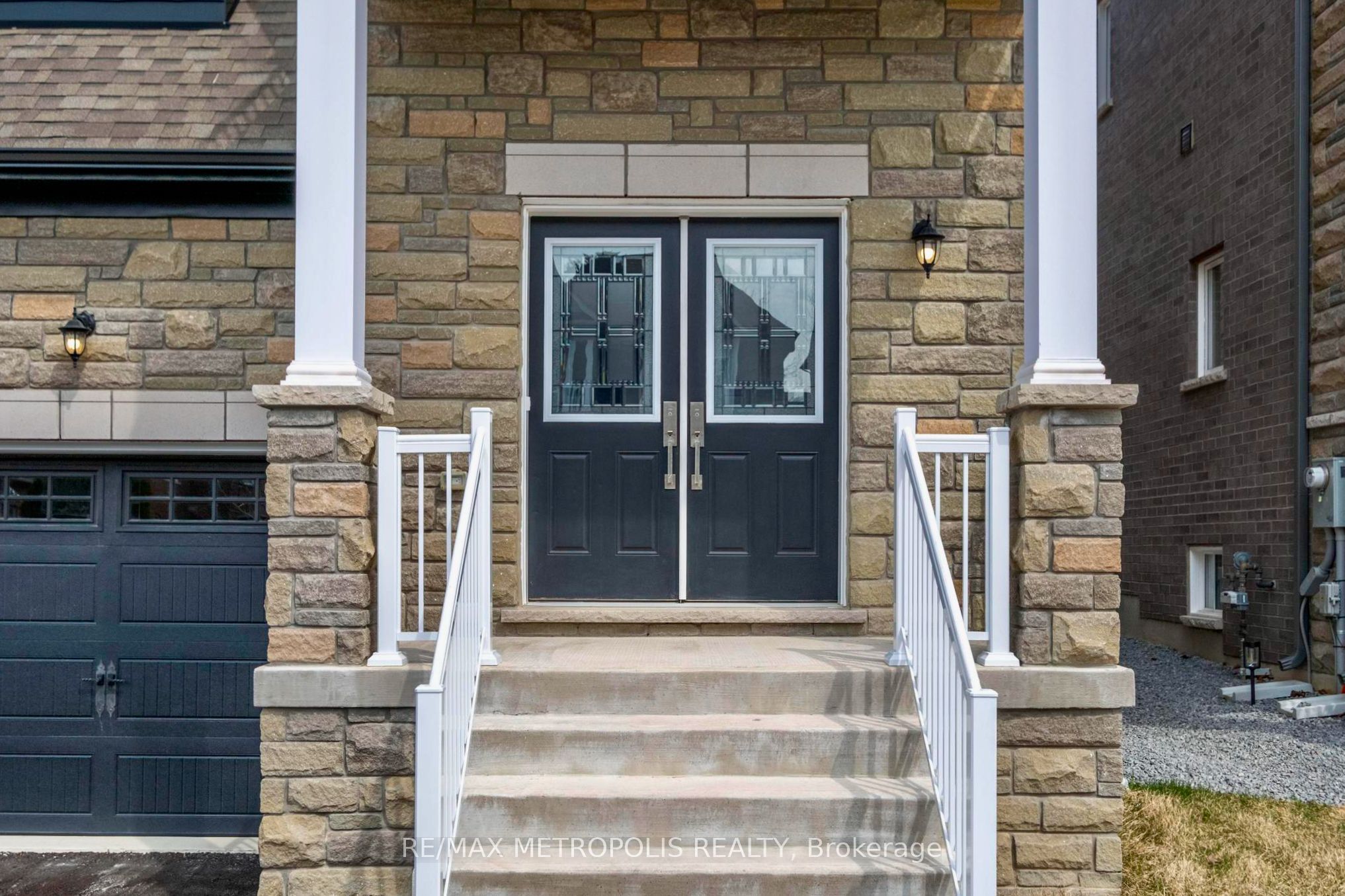 15 Seguin Street Property Photo 4