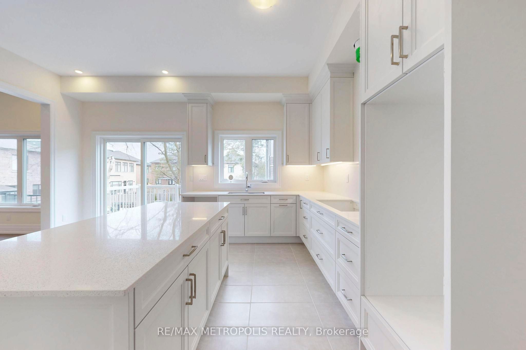 15 Seguin Street Property Photo 12