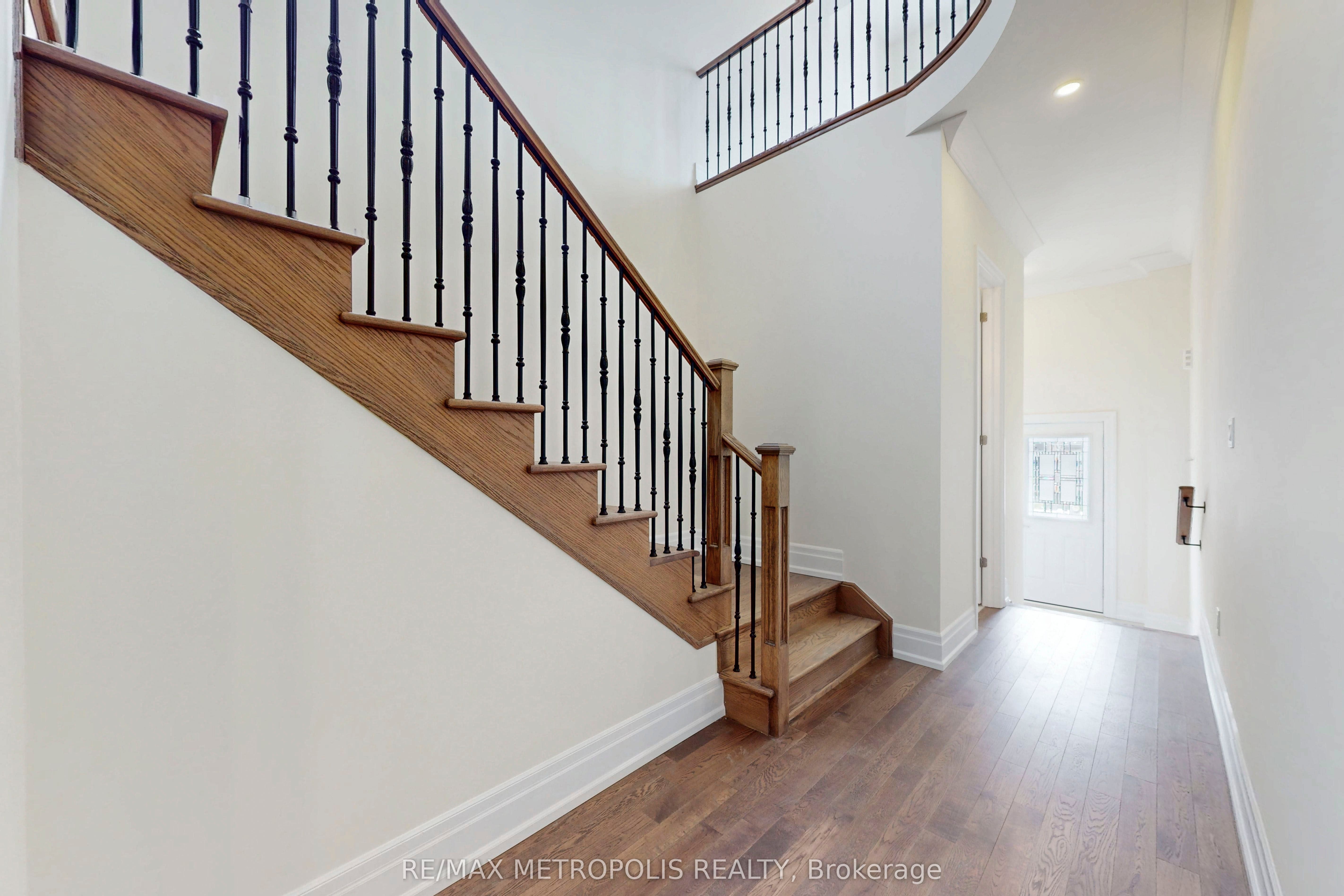 15 Seguin Street Property Photo 14