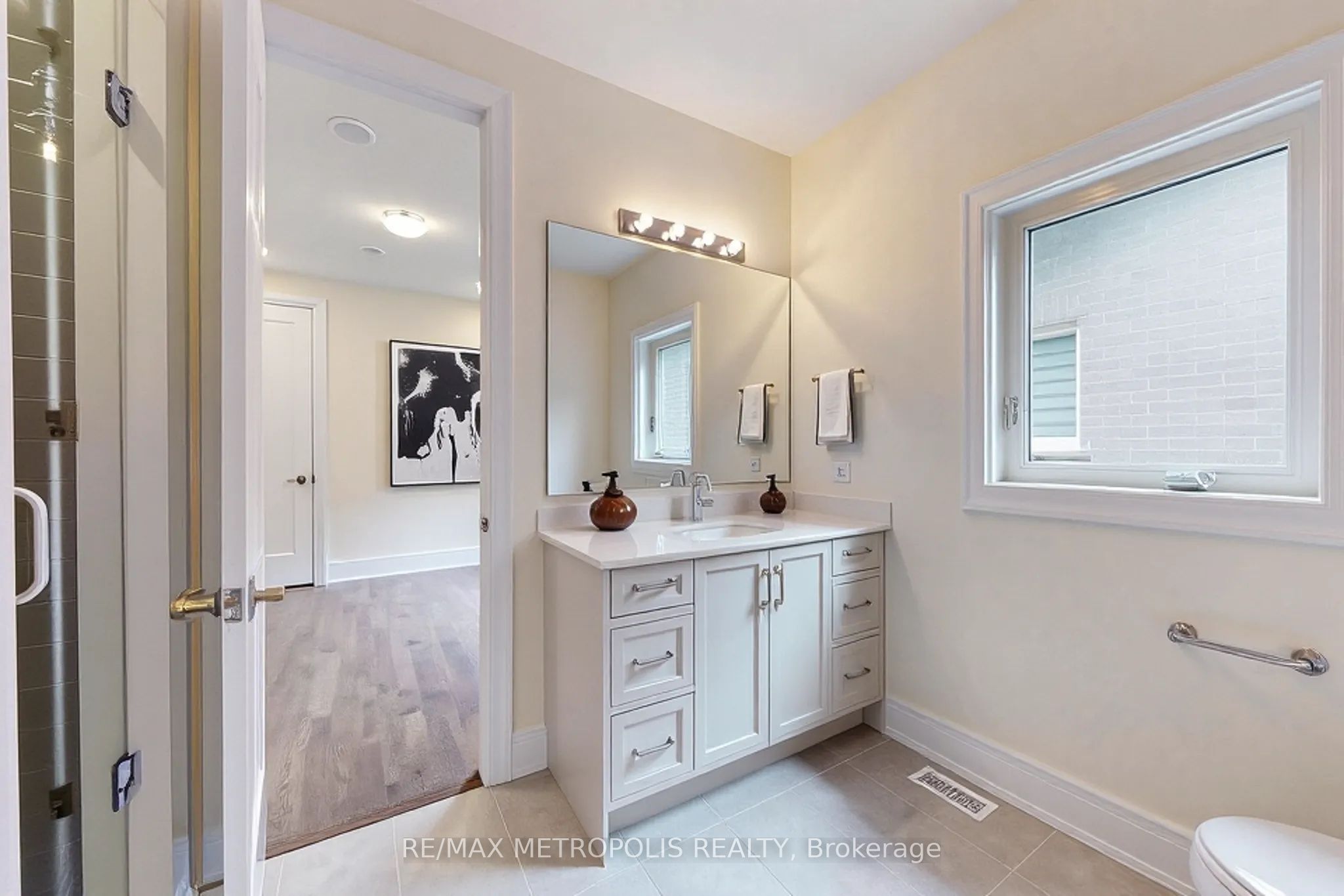 15 Seguin Street Property Photo 24