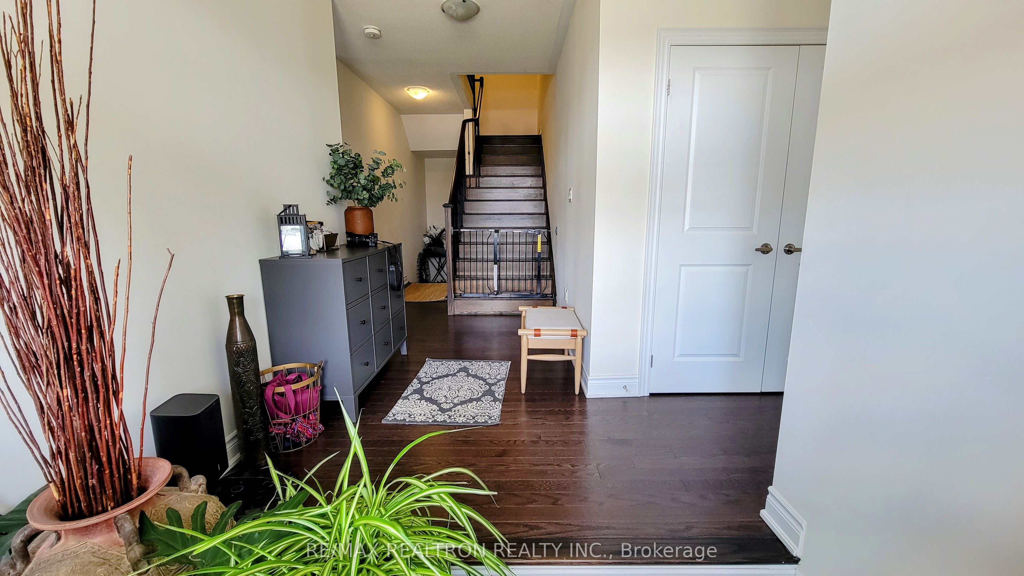 2 Ryler Way Property Photo 7