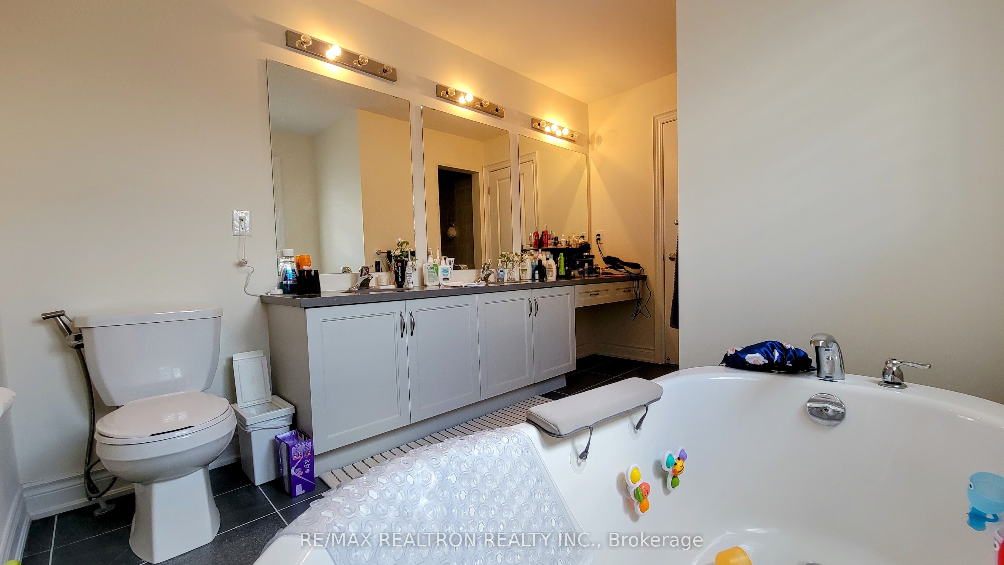 2 Ryler Way Property Photo 21