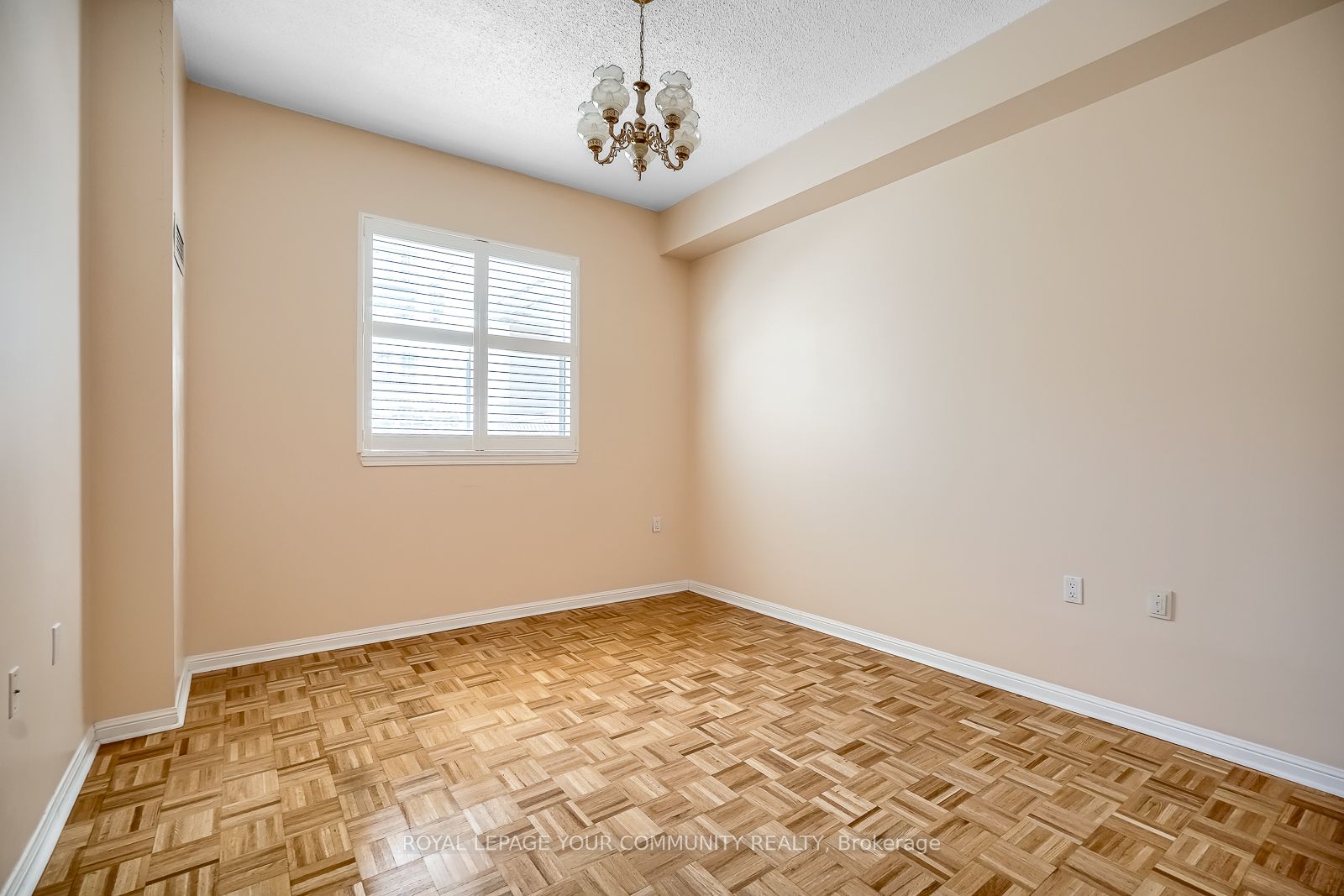 #109 - 2502 Rutherford Road Property Photo 23