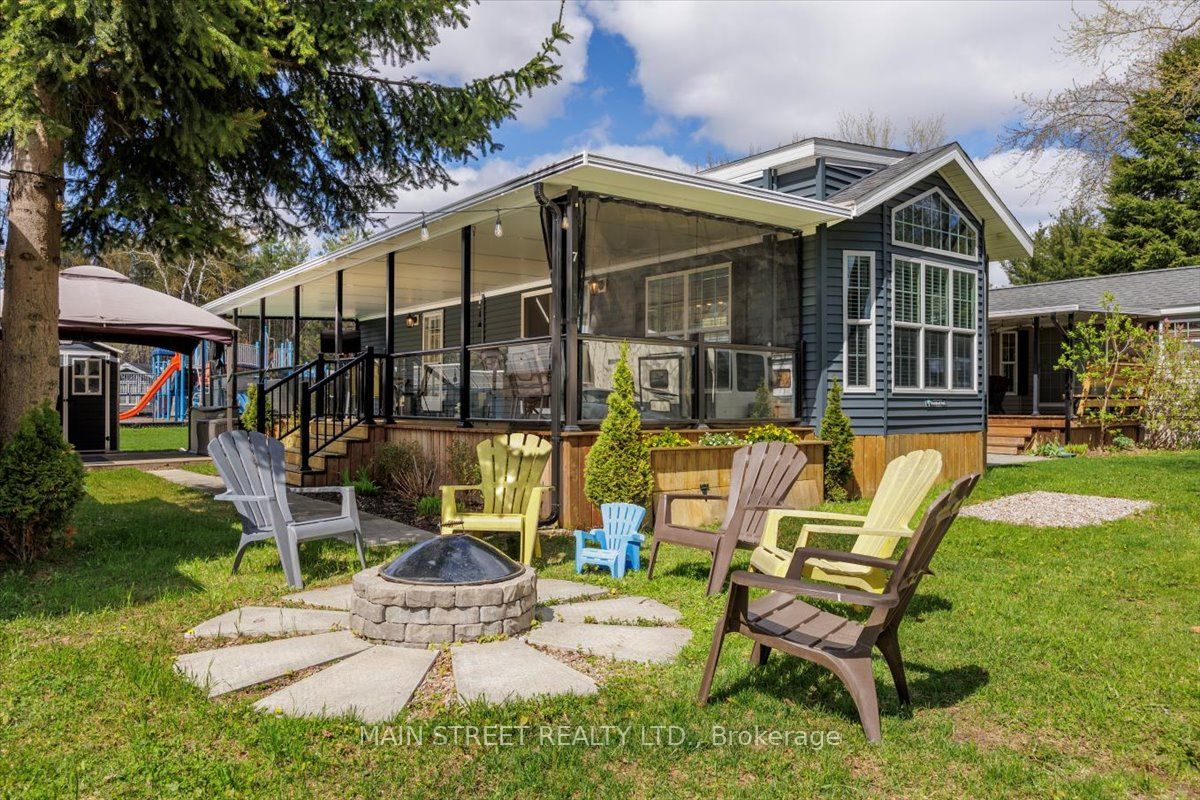 7 Hazel Street Property Photo 1