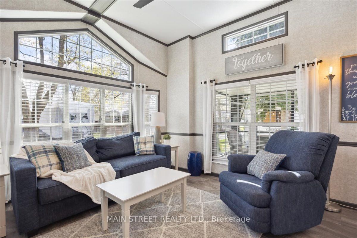 7 Hazel Street Property Photo 9