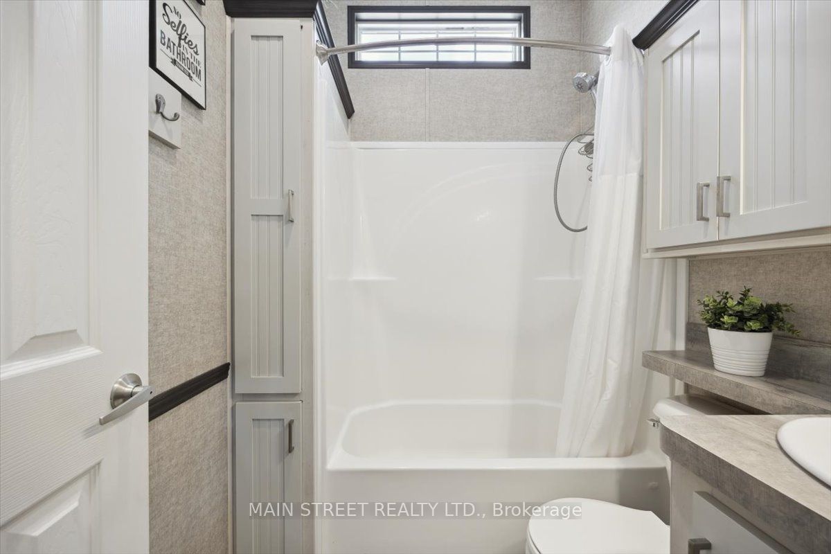 7 Hazel Street Property Photo 15