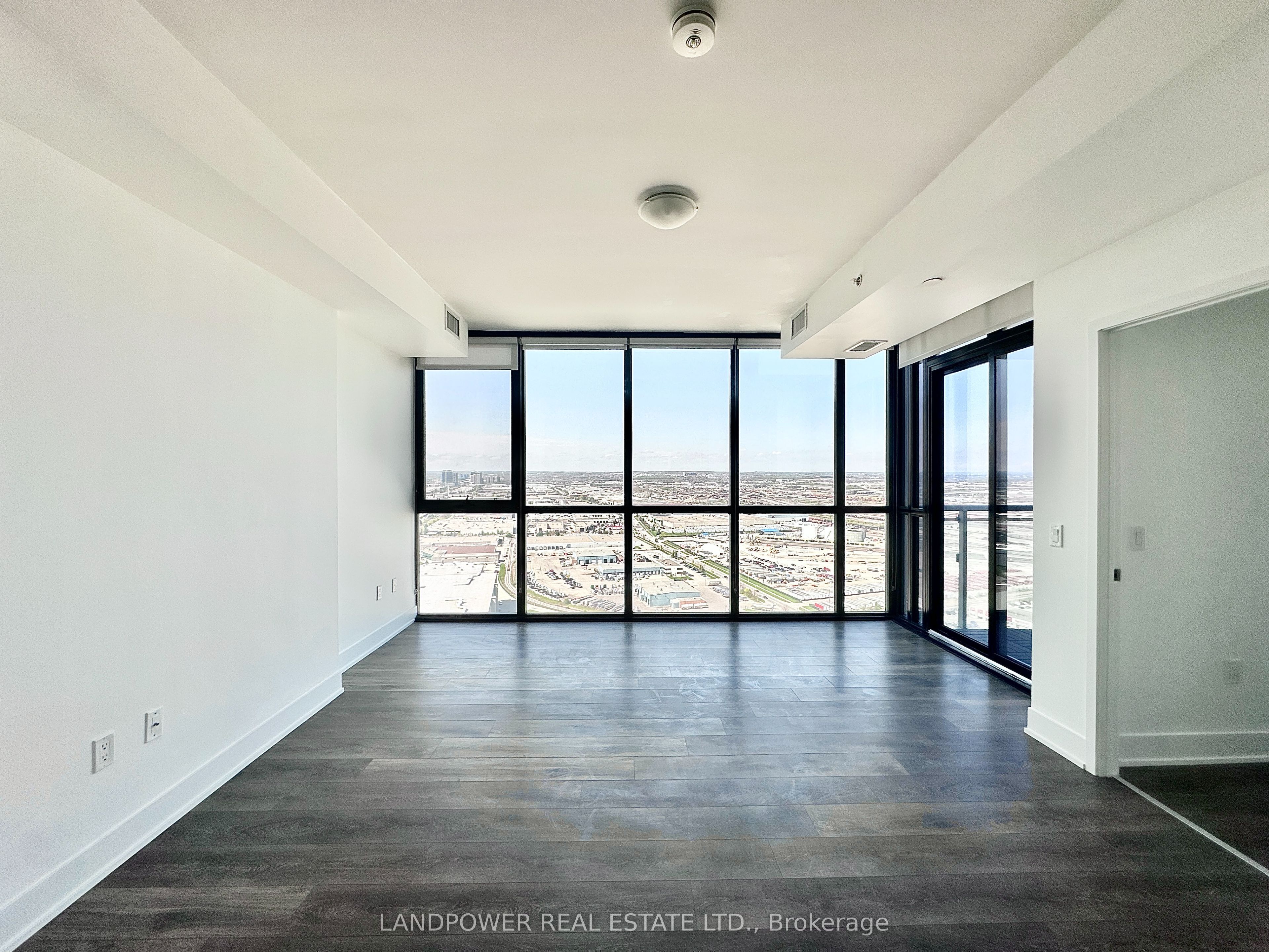 #3308 - 2908 Highway 7 Road Property Photo 2