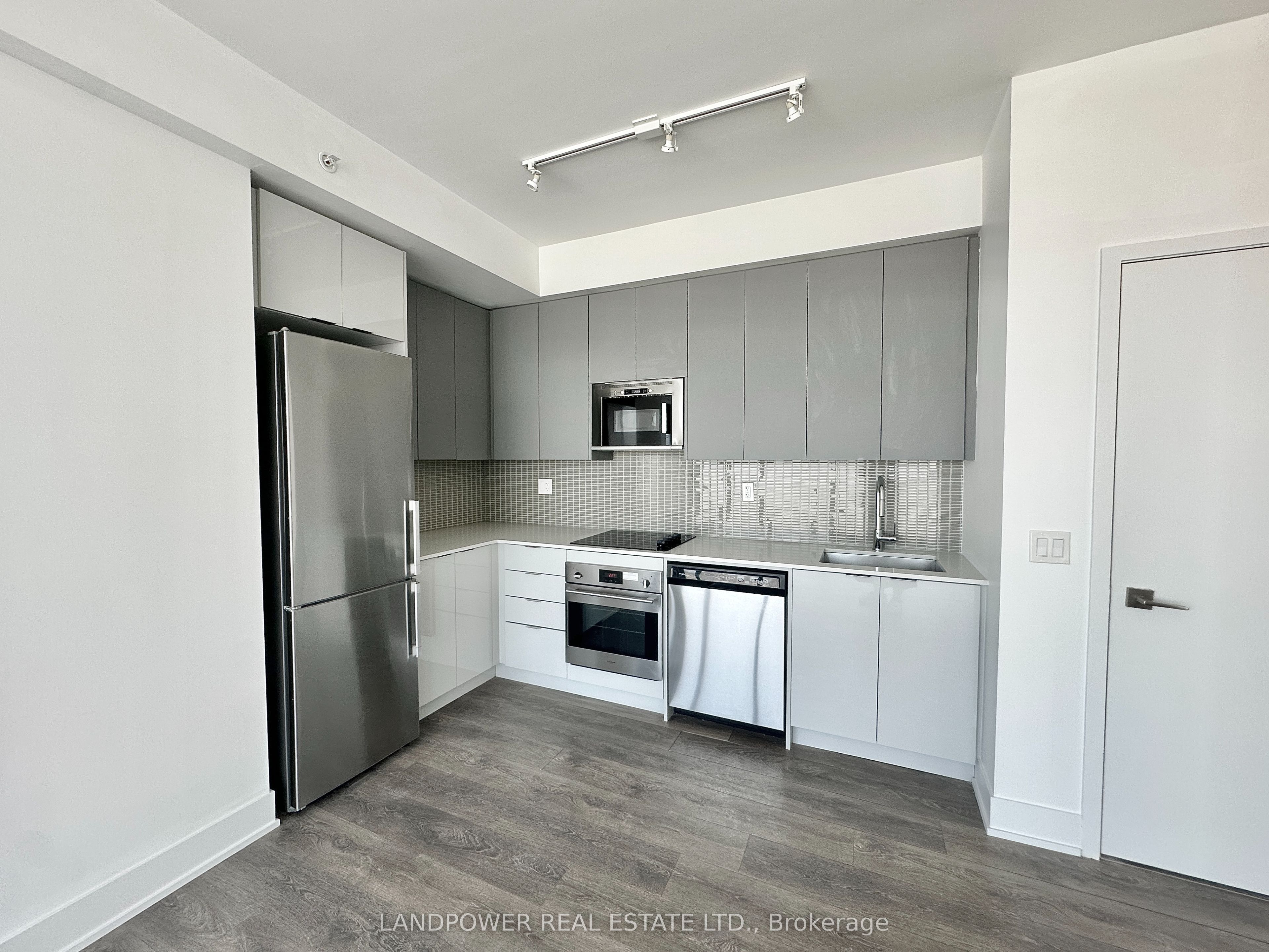 #3308 - 2908 Highway 7 Road Property Photo 4