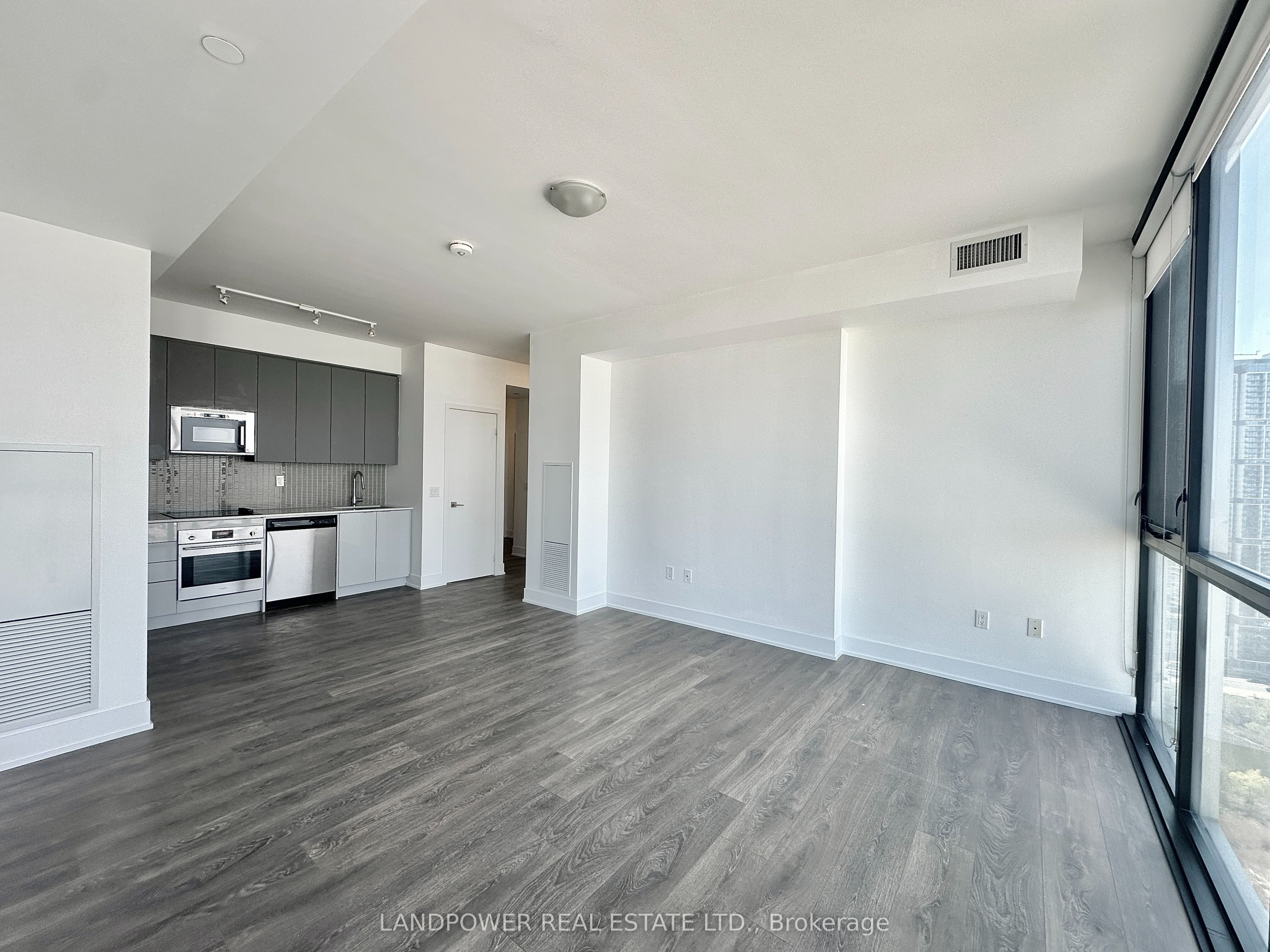 #3308 - 2908 Highway 7 Road Property Photo 5