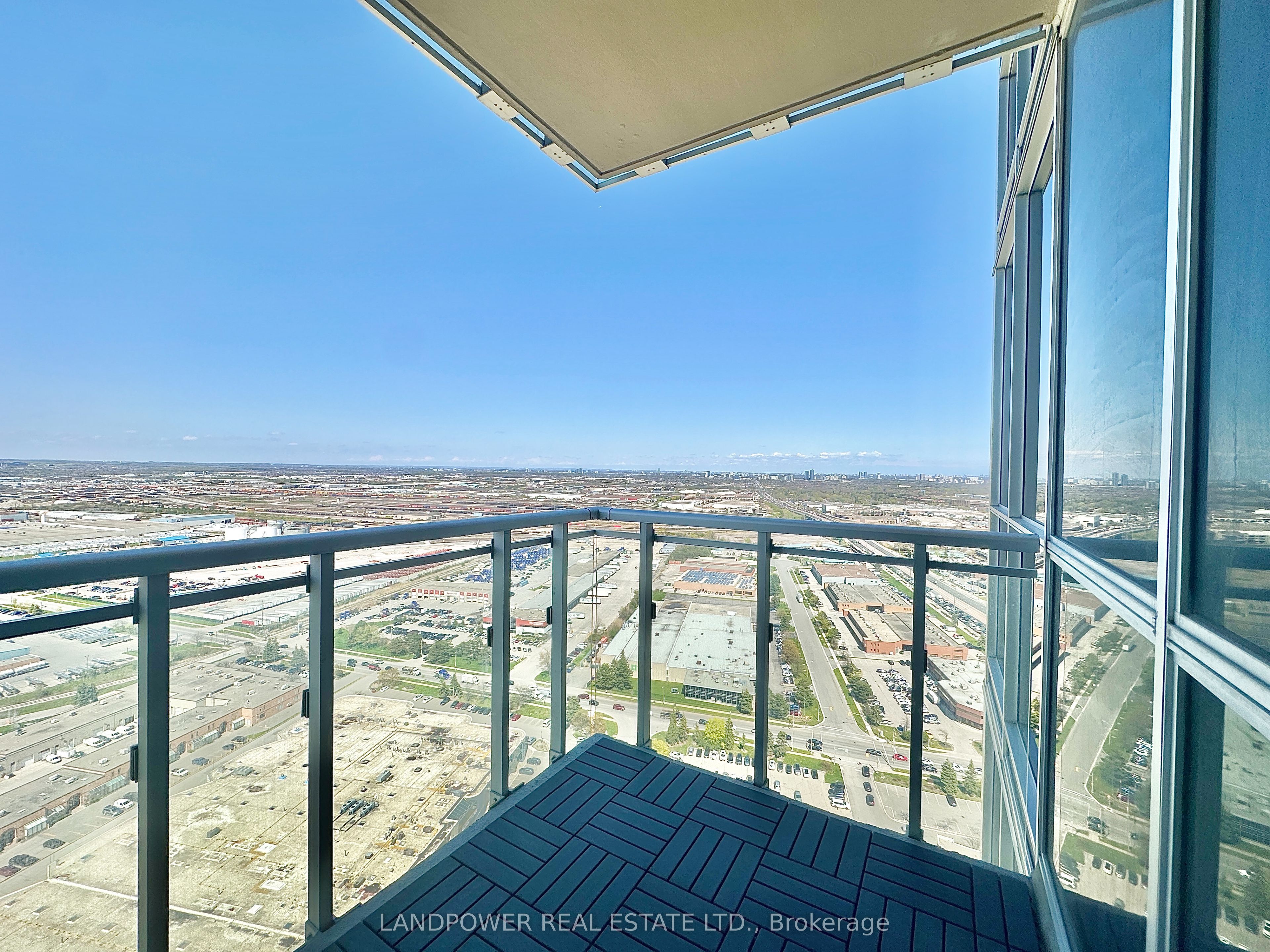 #3308 - 2908 Highway 7 Road Property Photo 27