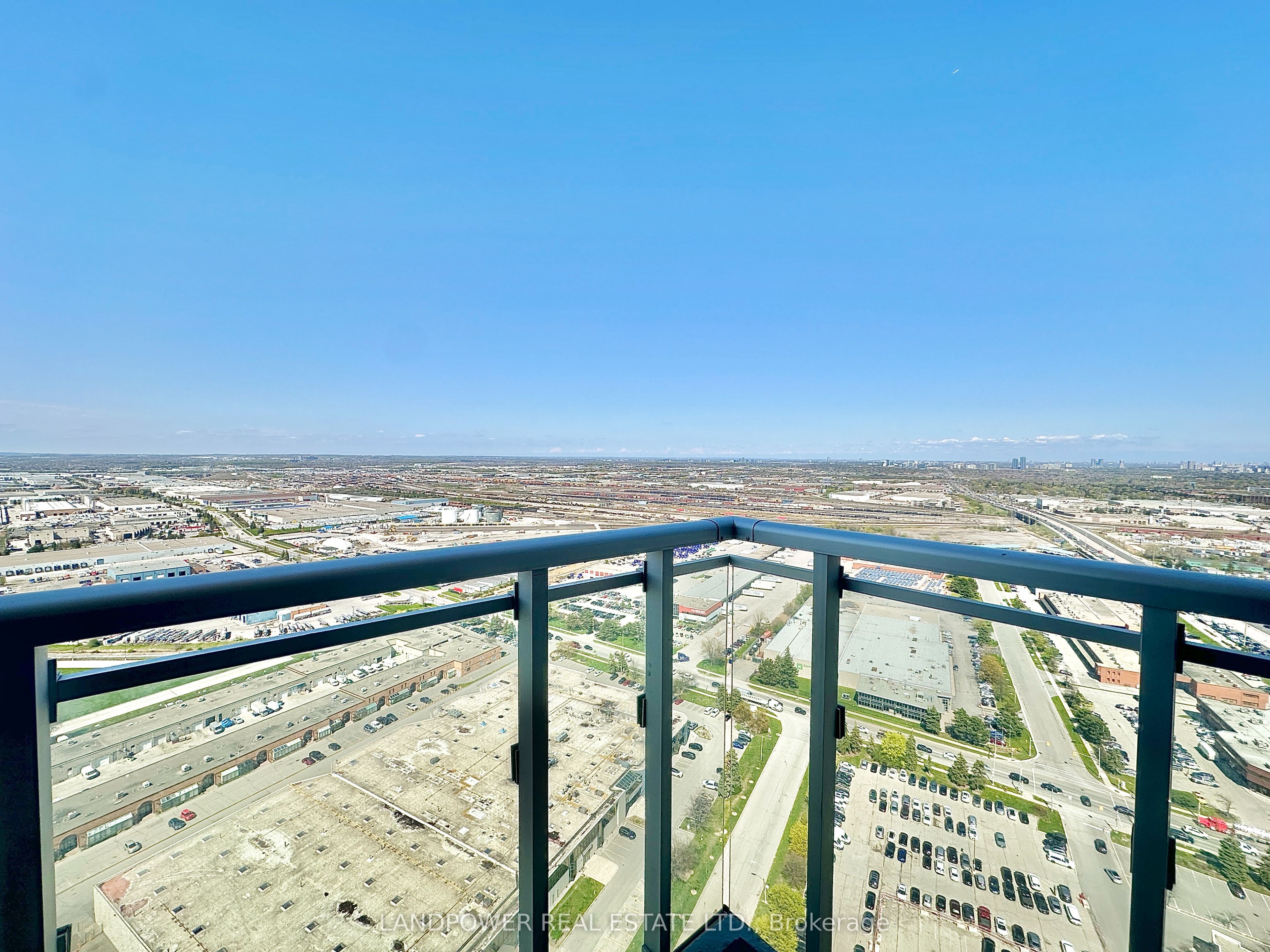 #3308 - 2908 Highway 7 Road Property Photo 28