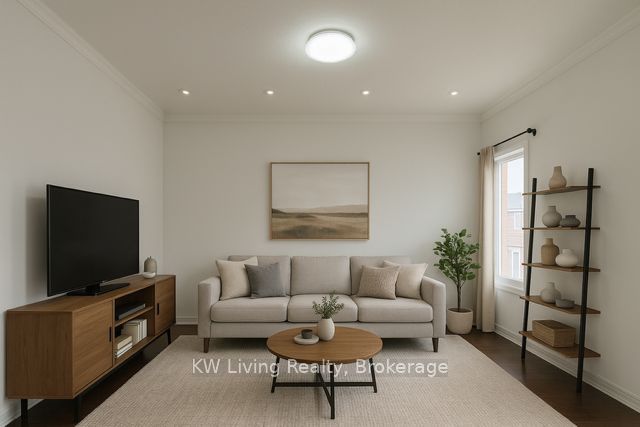 38 Coronet St Property Photo 4