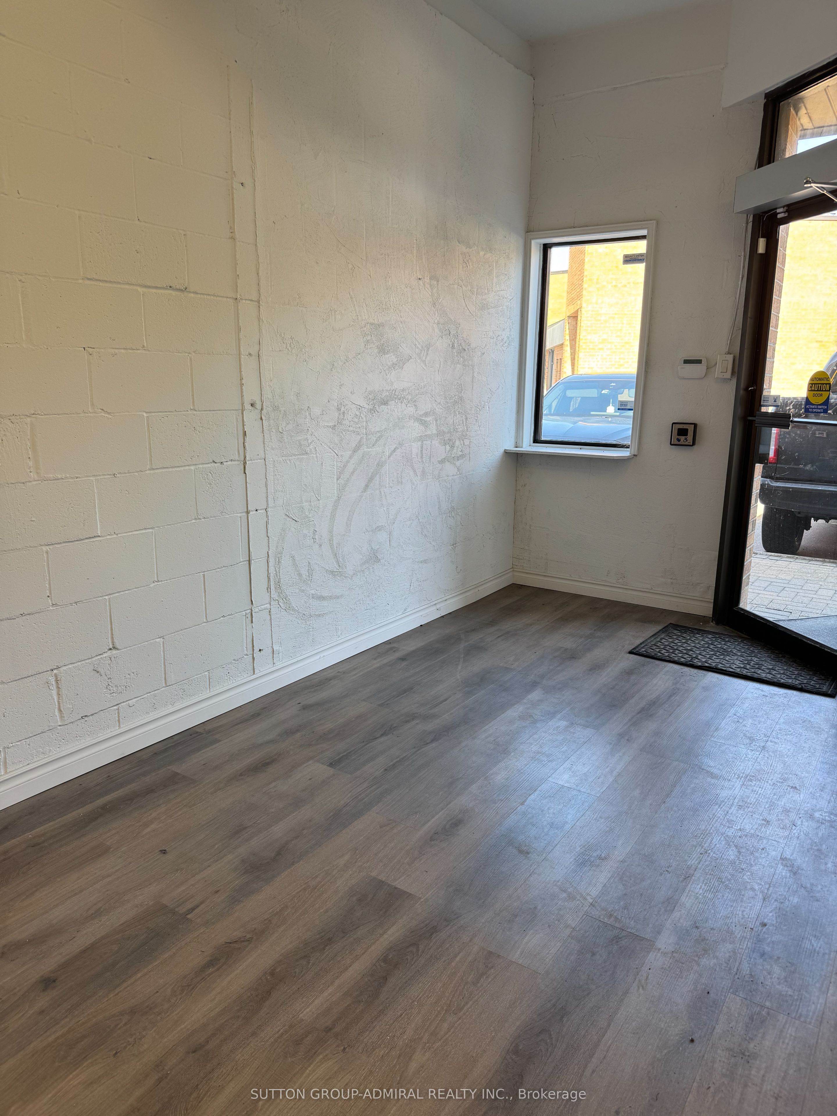604 Edward Avenue 15 Property Photo 2