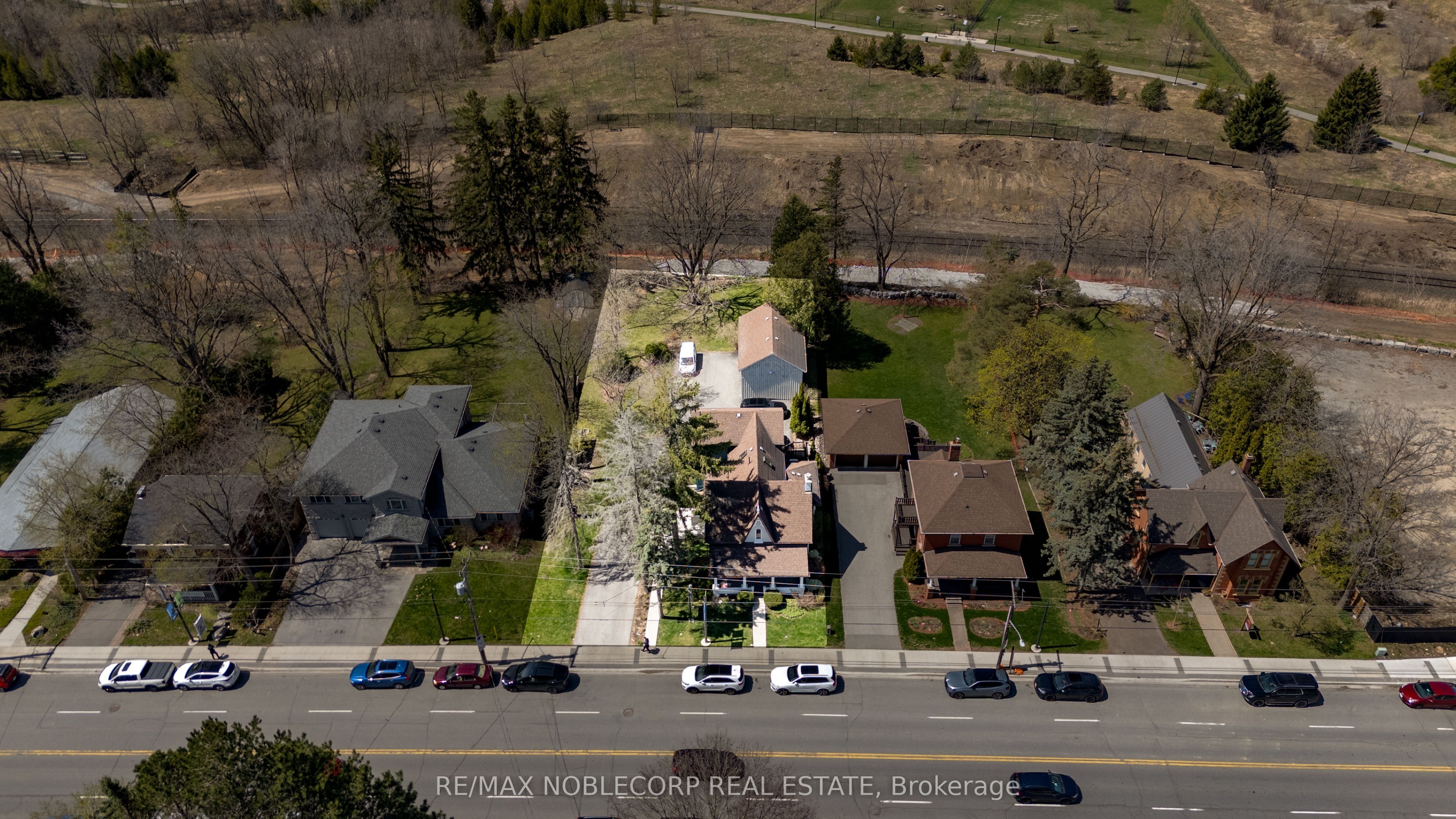 12958 Keele Street Property Photo 7