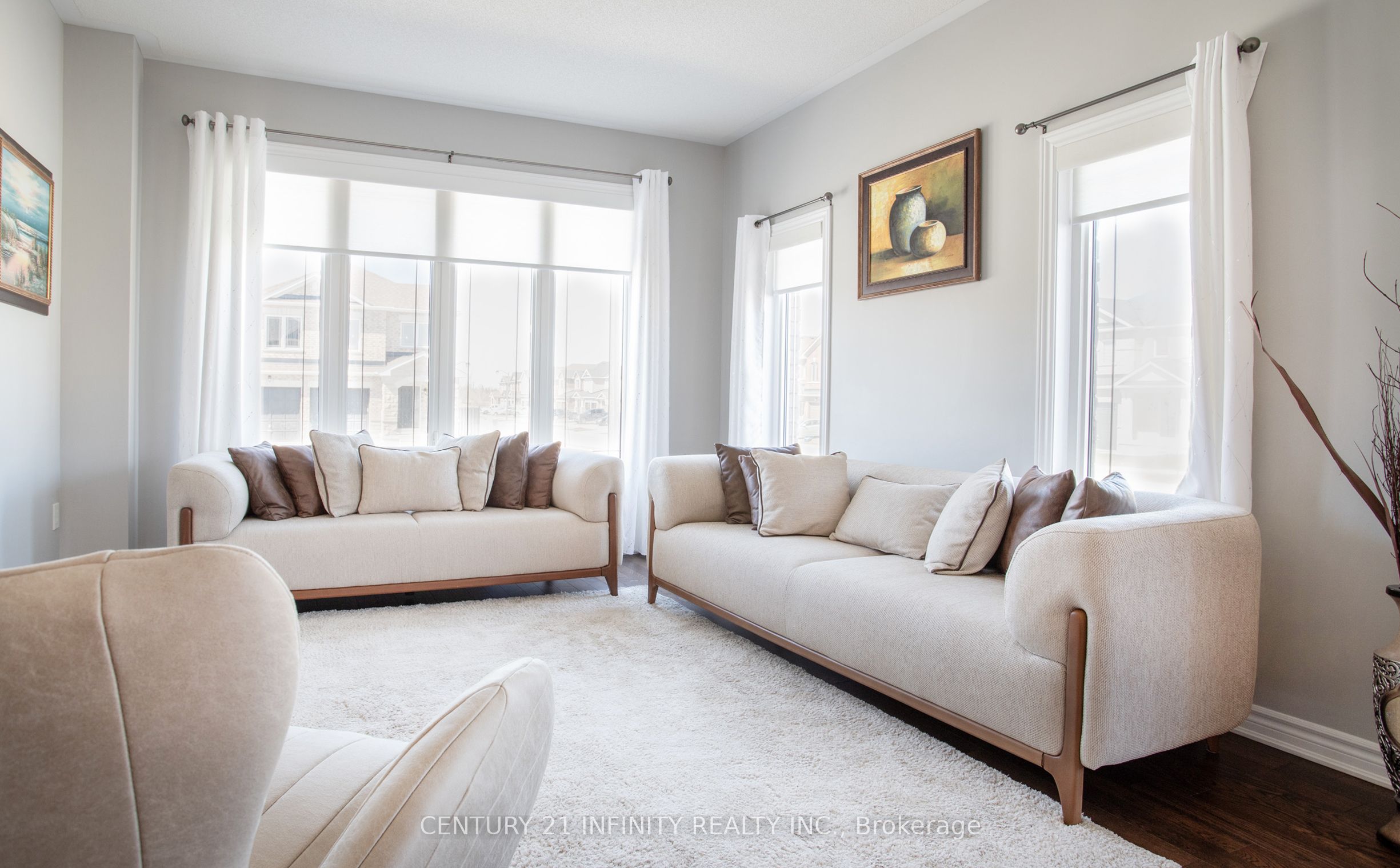 53 Furniss Street Property Photo 8