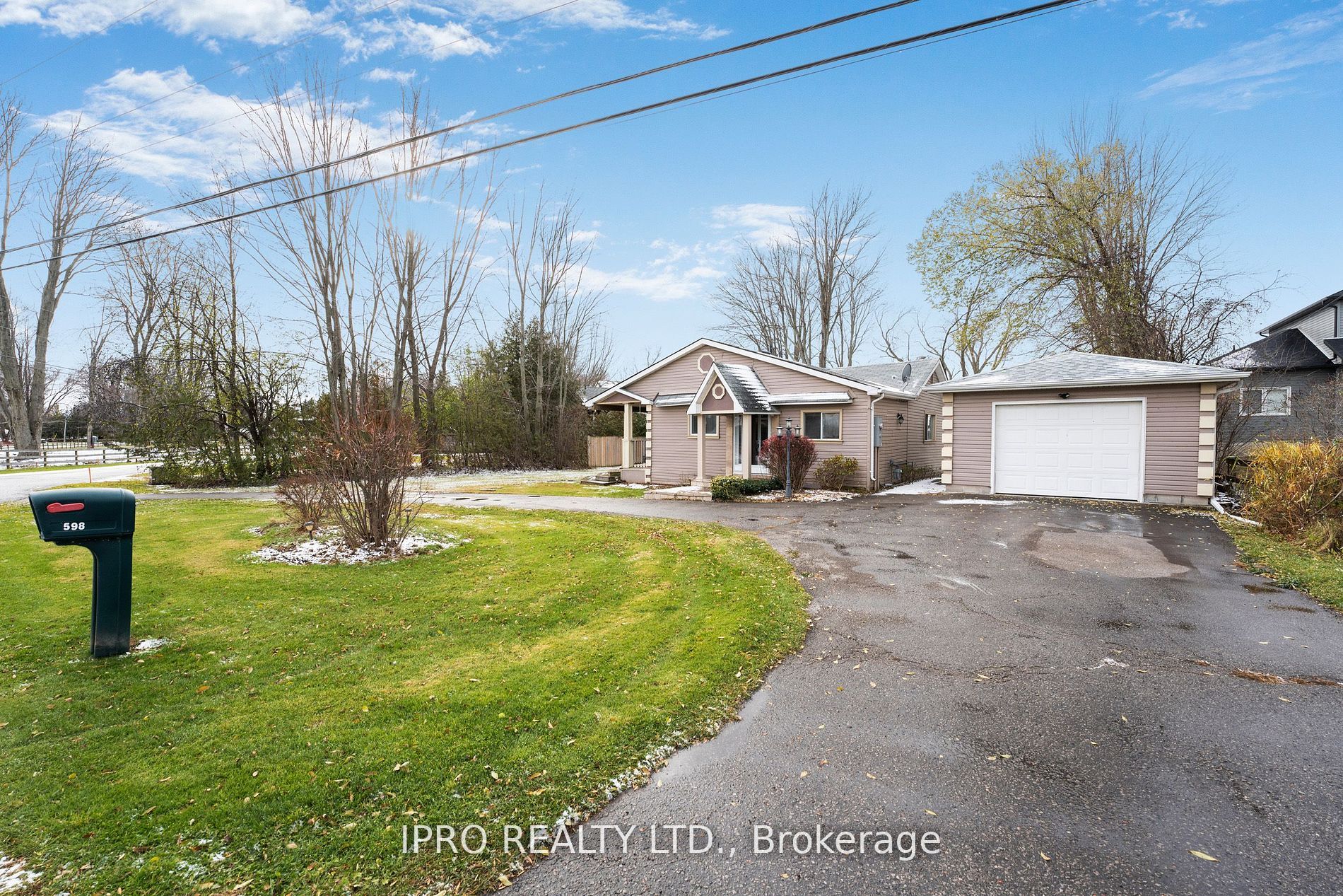 598 Duclos Point Road Property Photo 1