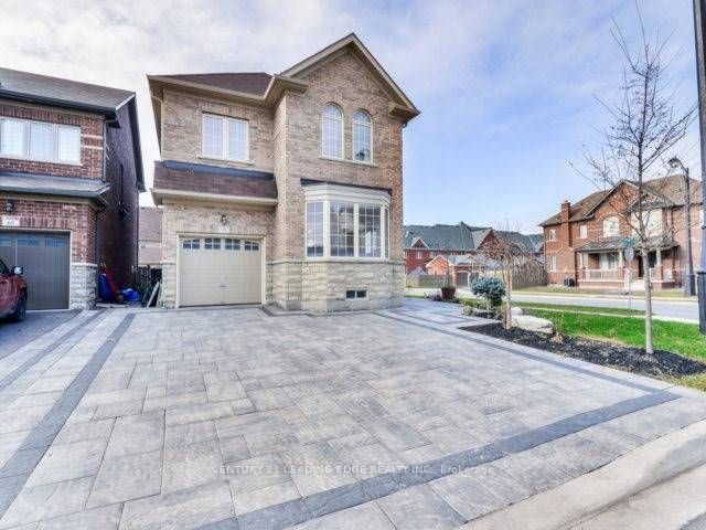 72 Pelee Ave Property Photo
