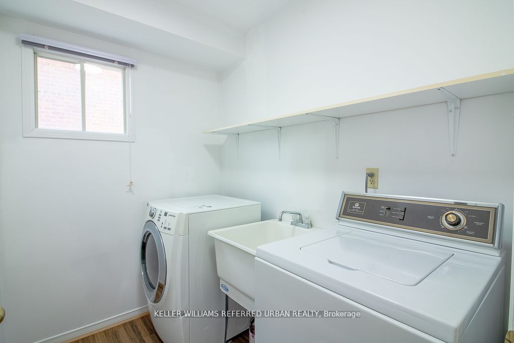 2 Price Street Property Photo 9
