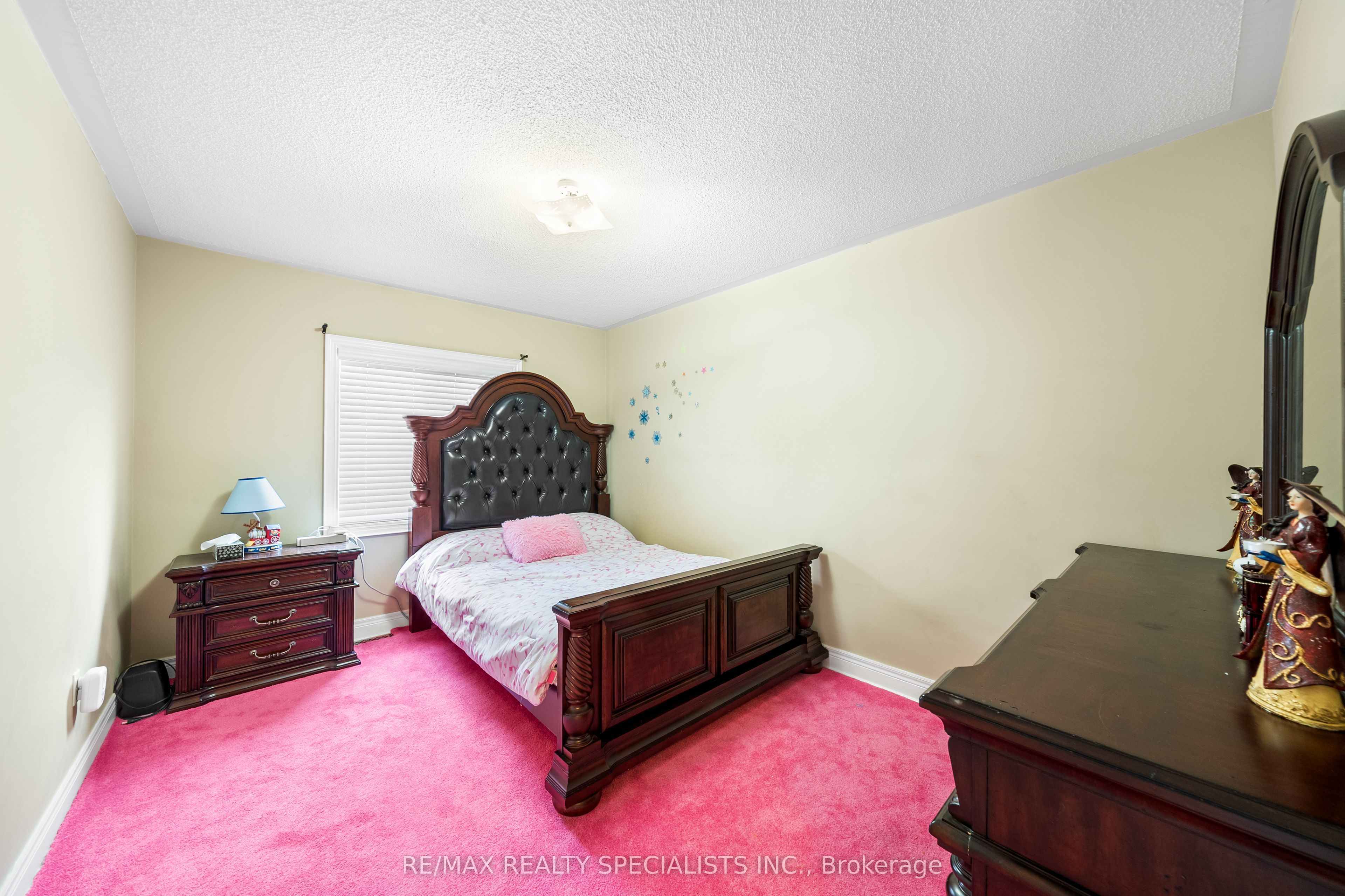 73 Hollywood Hill Circle Property Photo 12