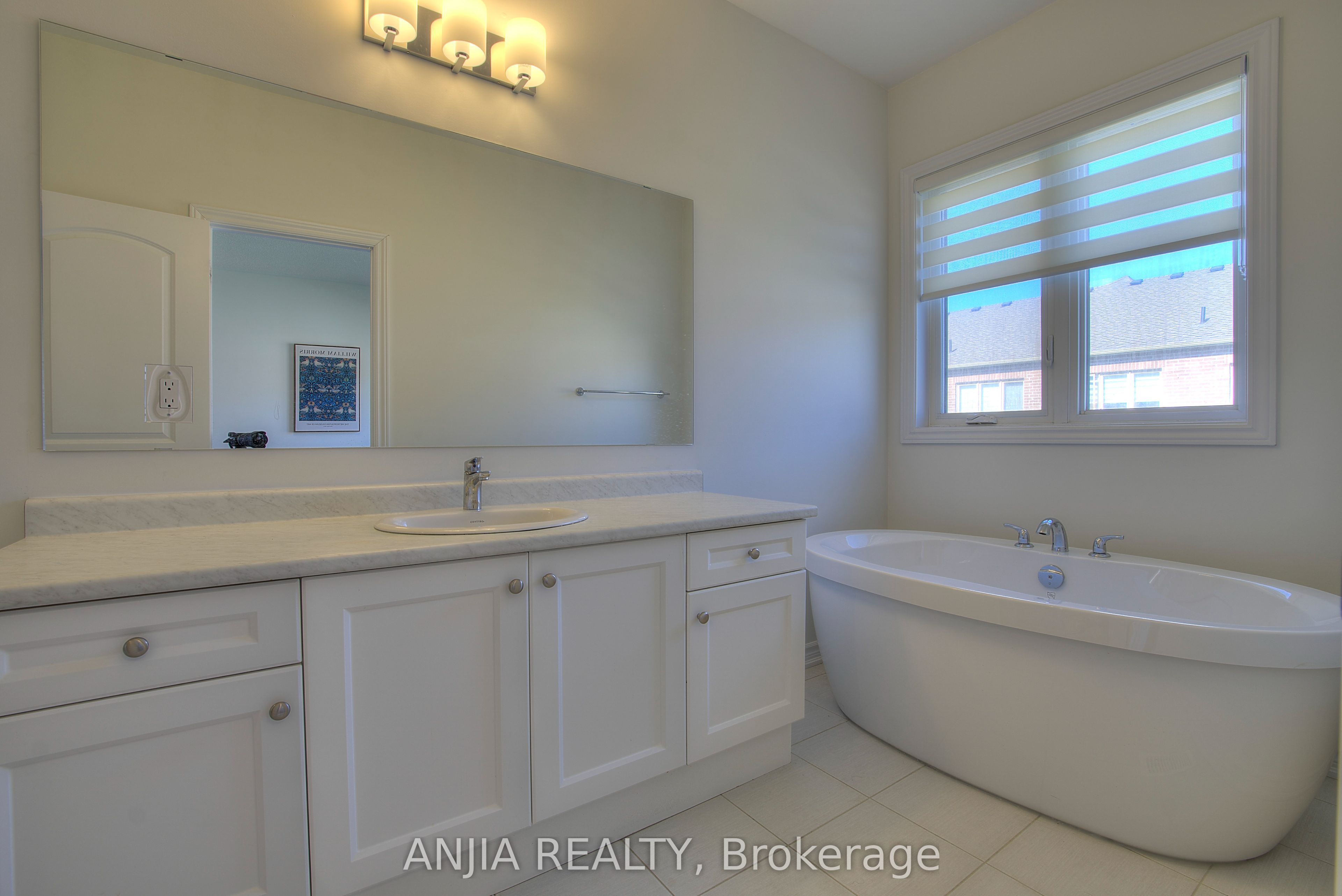 69 Freeman Williams Street Property Photo 23