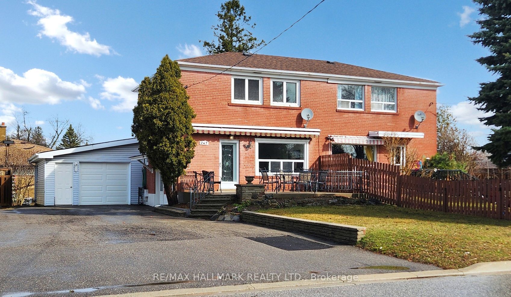 247 Demaine Crescent Property Photo 1