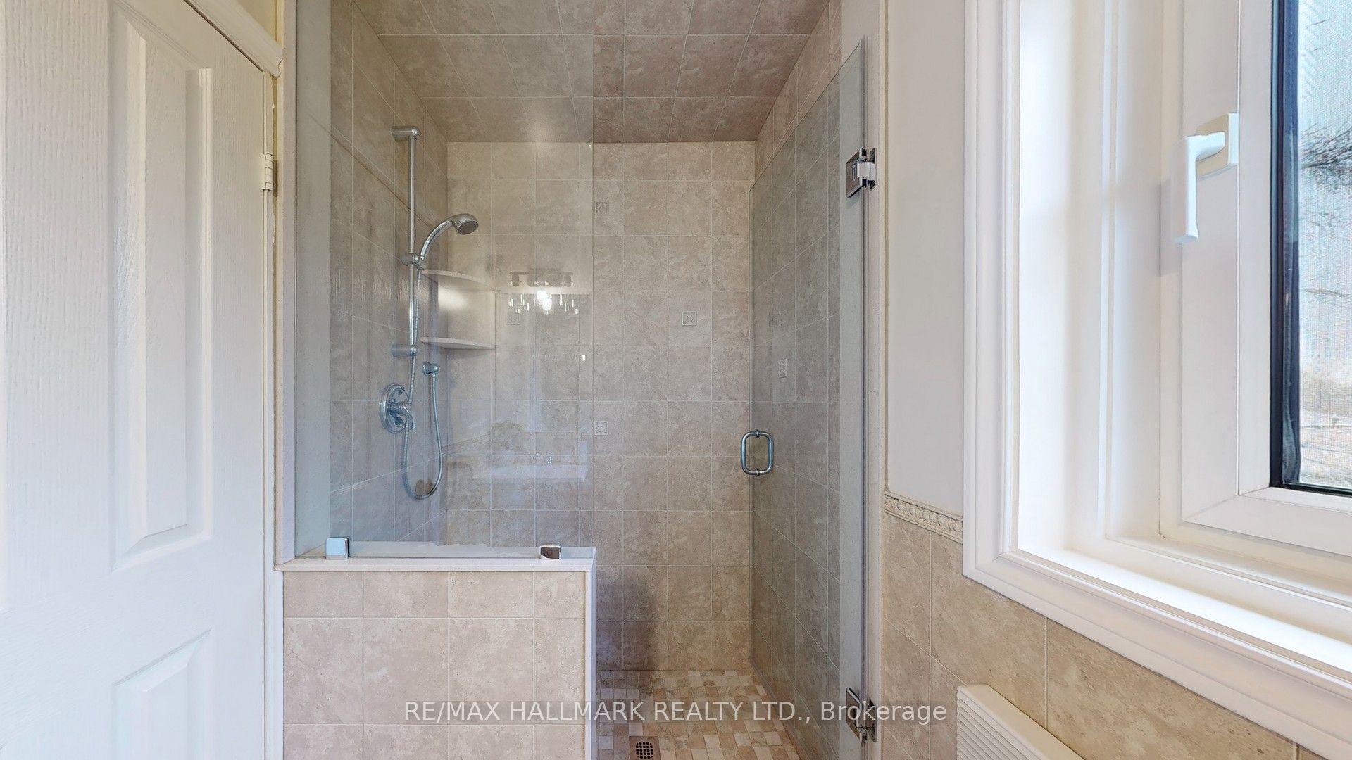 247 Demaine Crescent Property Photo 22
