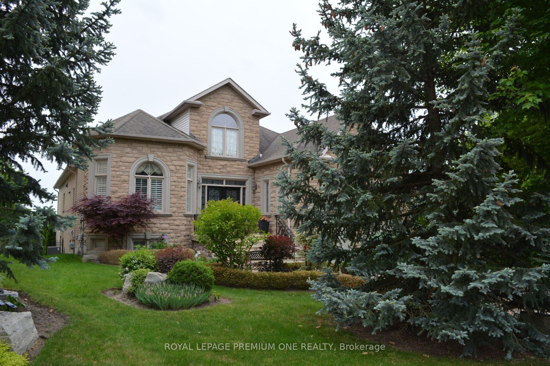 15 Frini Court Property Photo 2