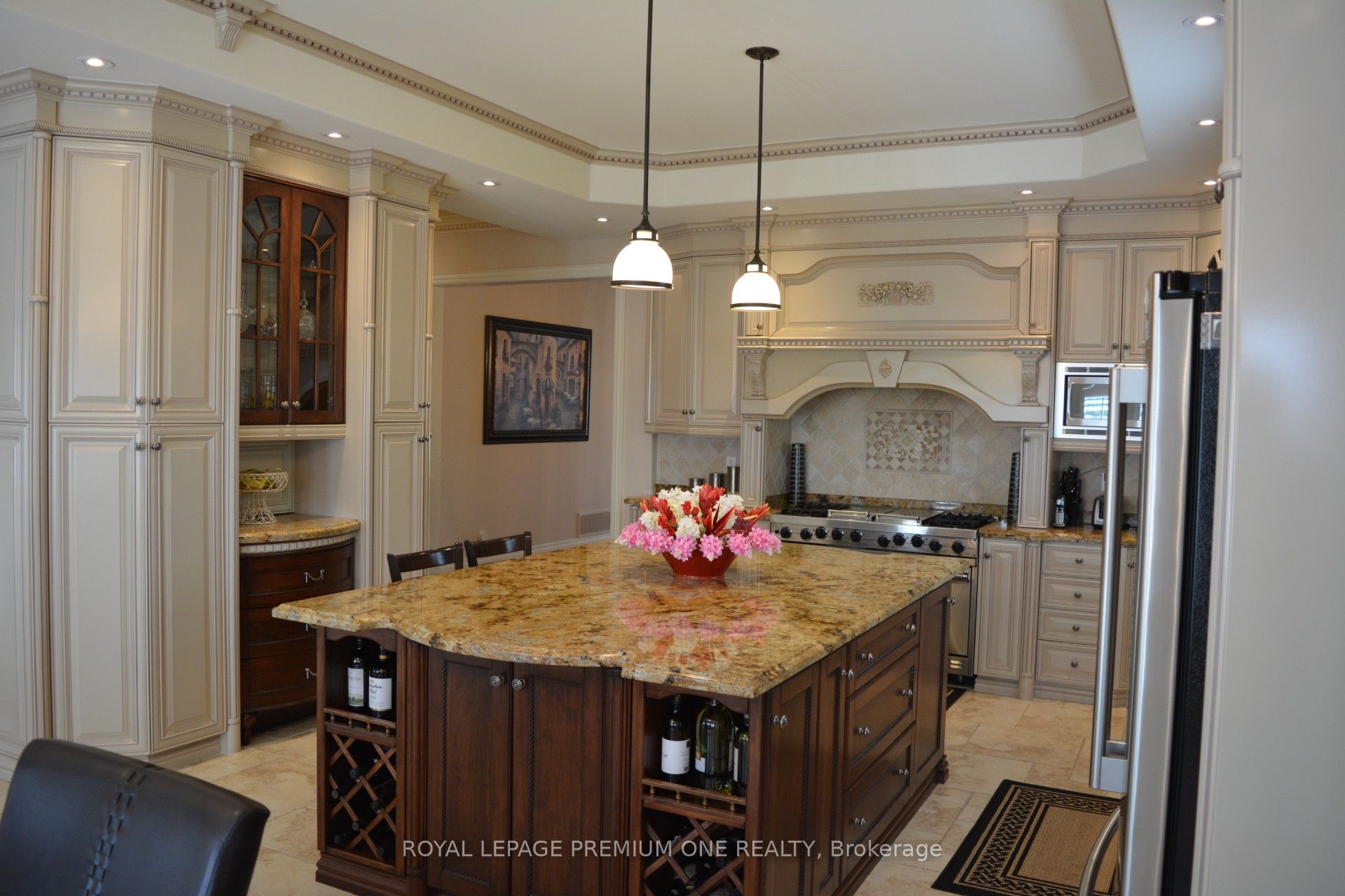 15 Frini Court Property Photo 5