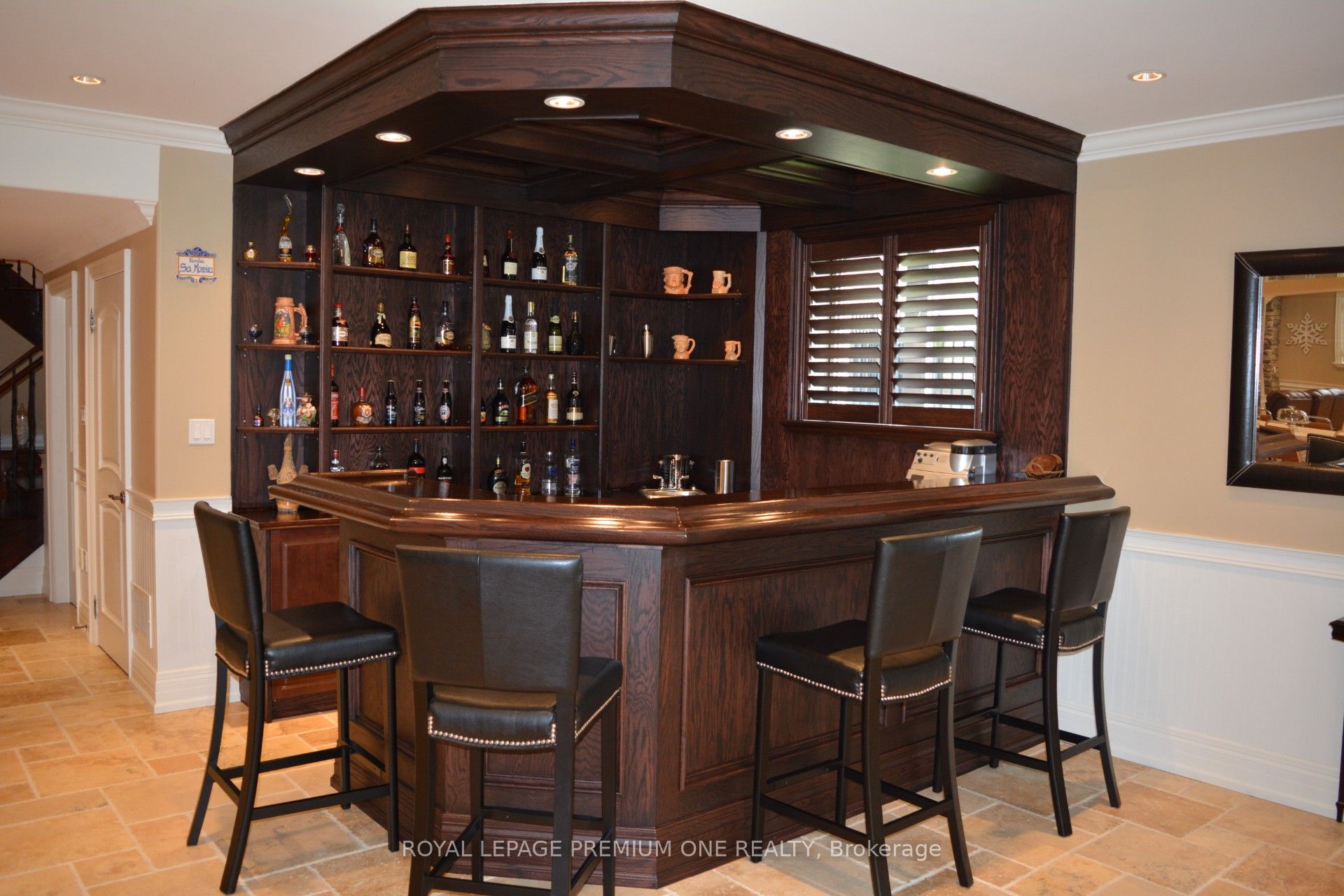 15 Frini Court Property Photo 12