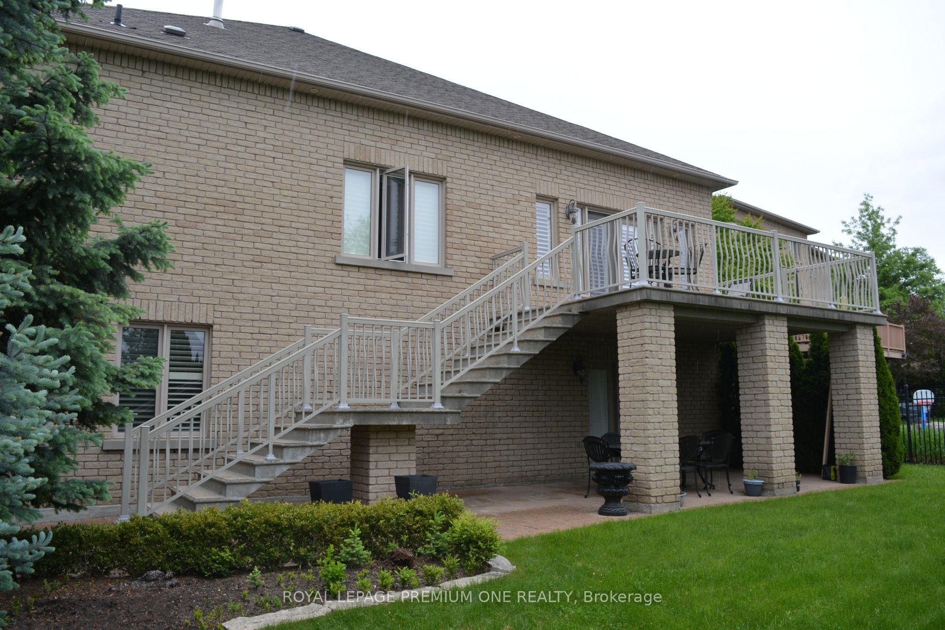 15 Frini Court Property Photo 16