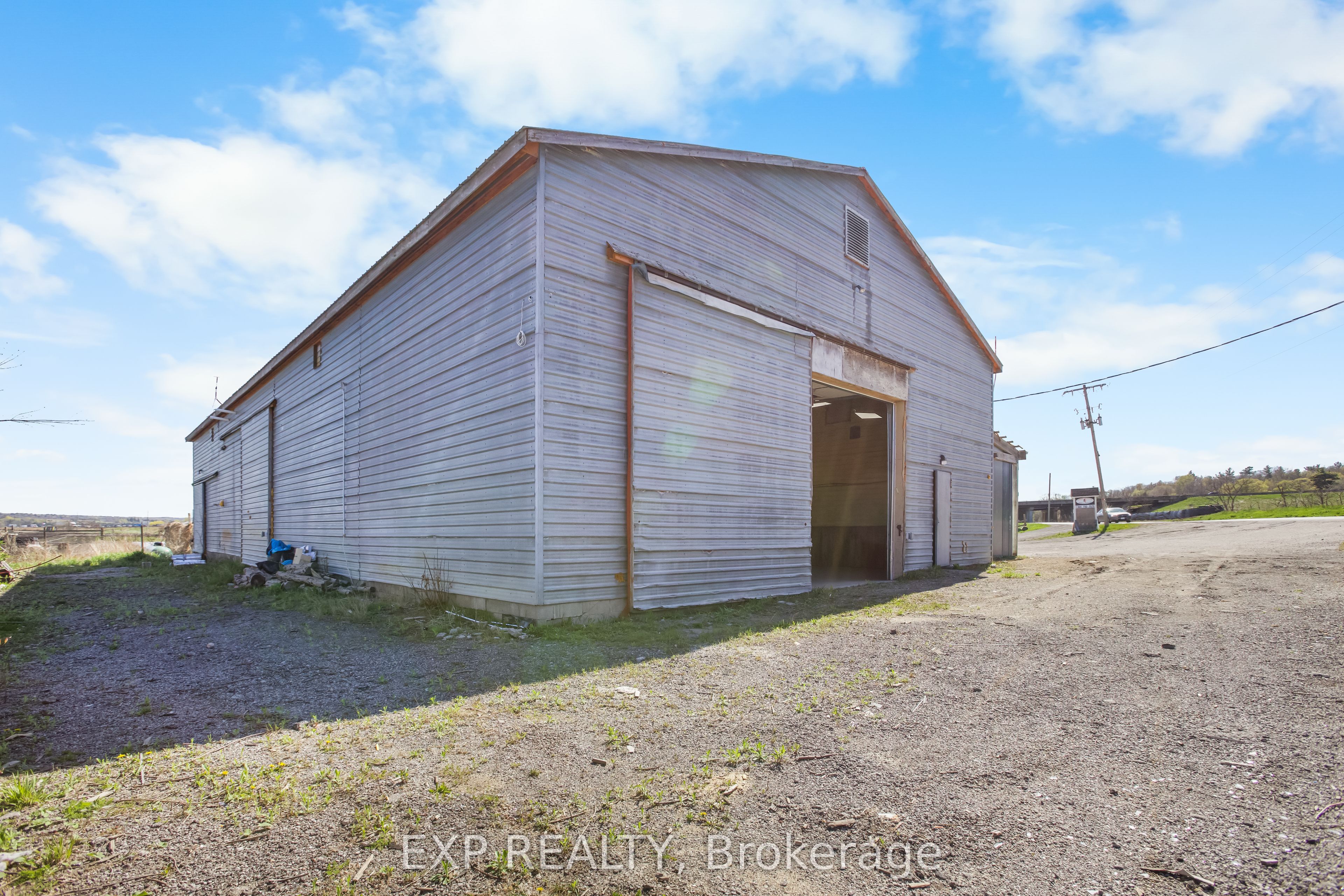 1153 Canal Rd Property Photo 6