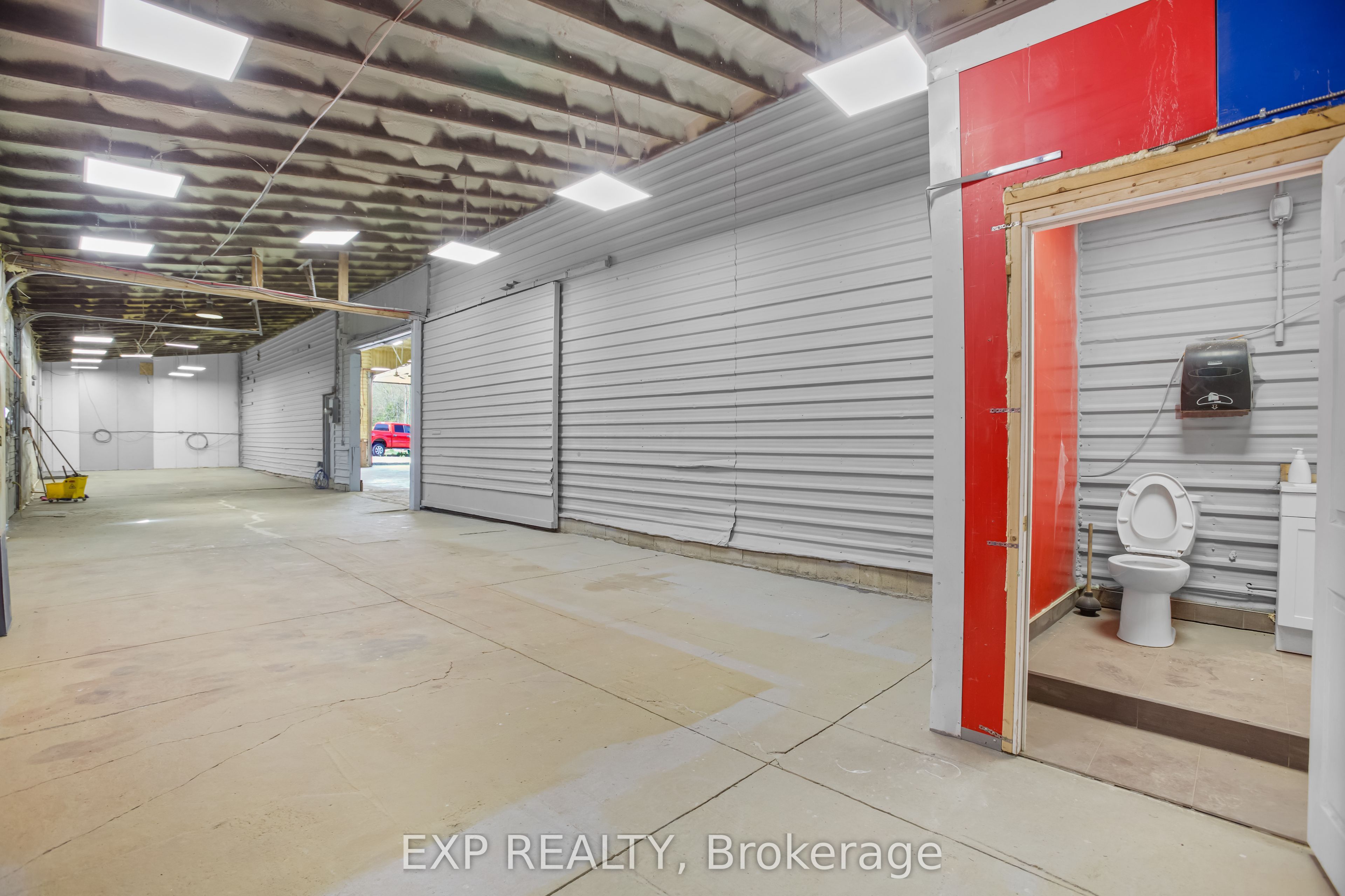 1153 Canal Rd Property Photo 26