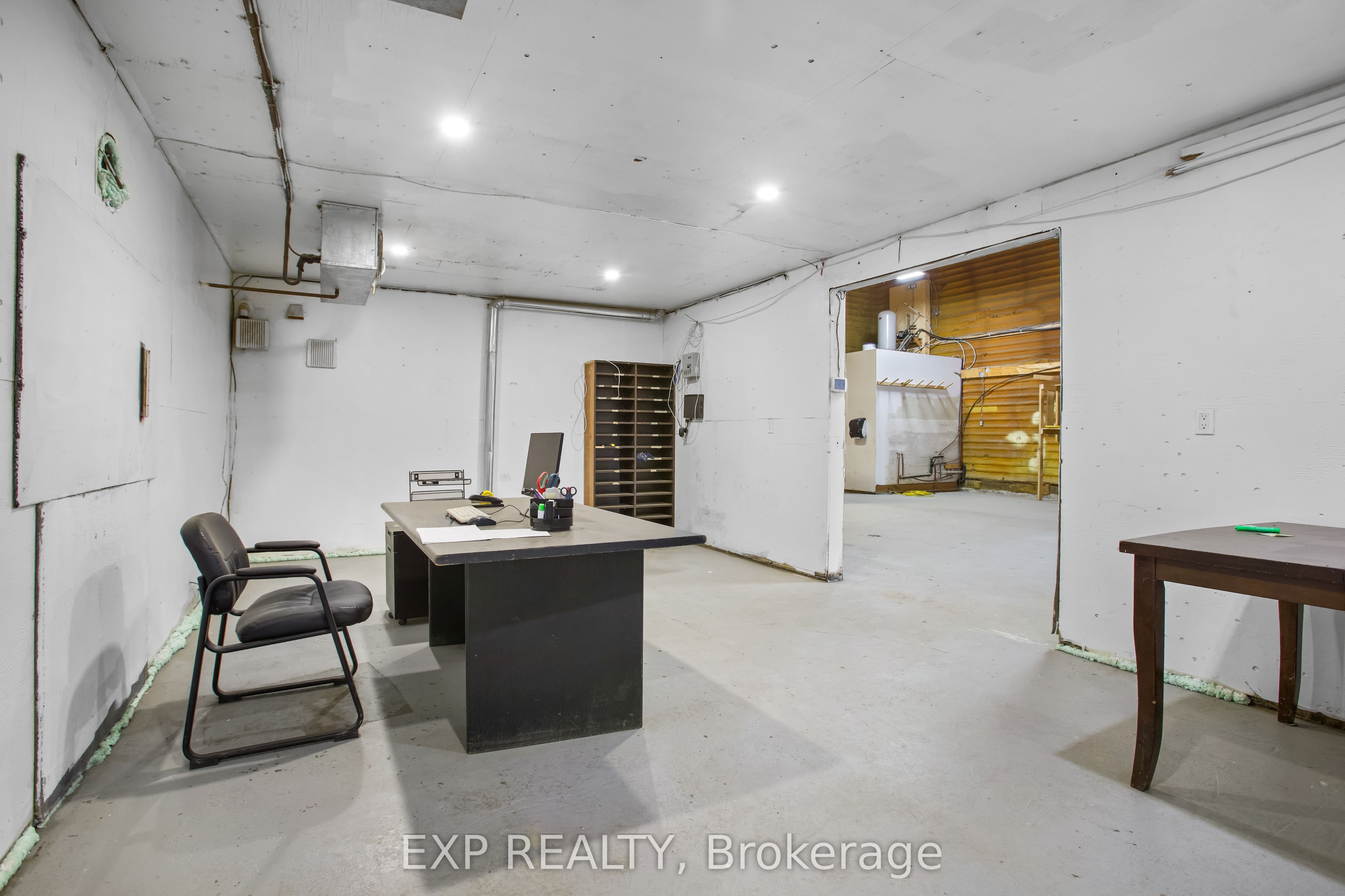 1153 Canal Rd Property Photo 28