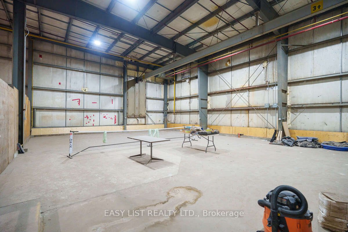 395 Harry Walker Pkwy Property Photo 16