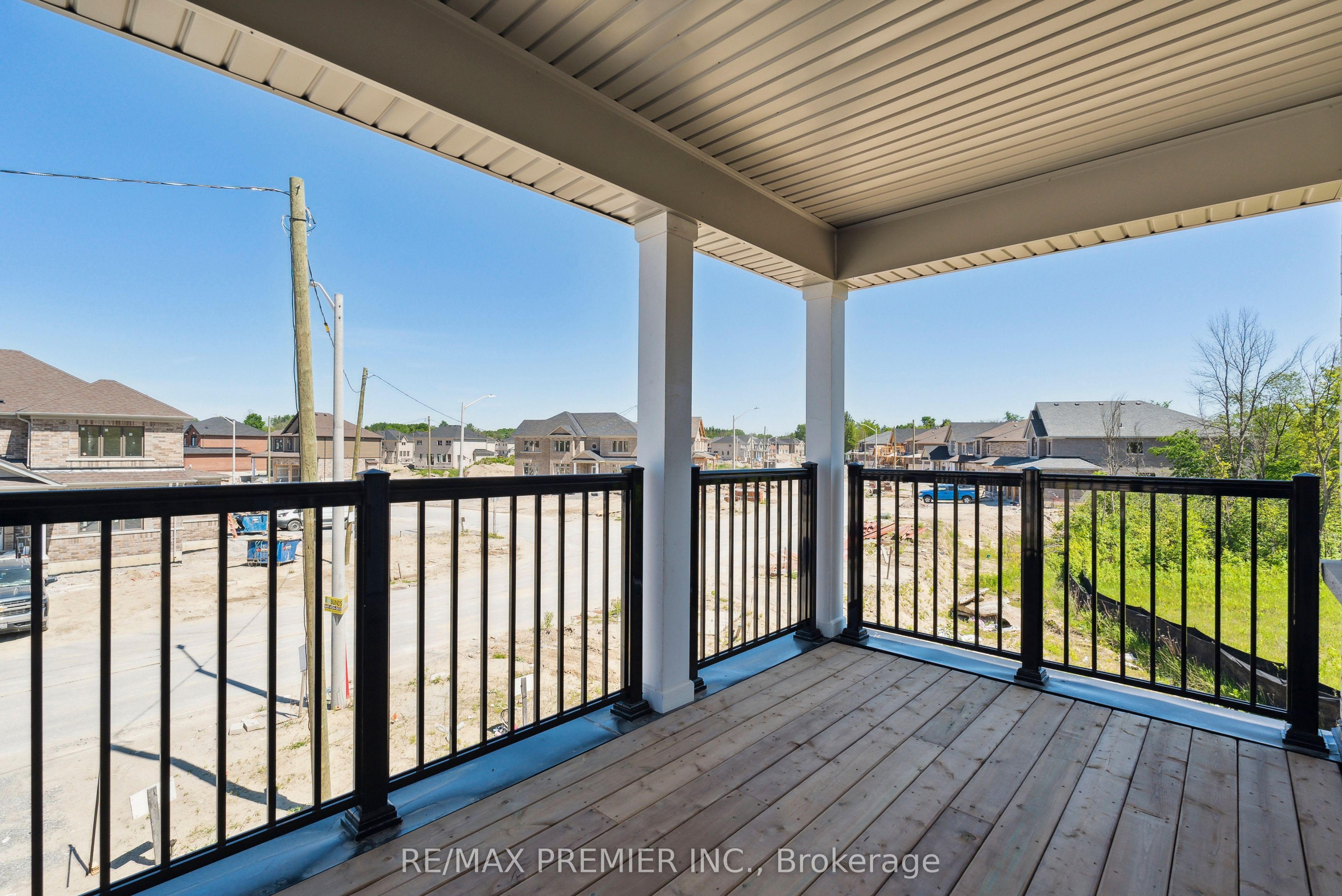 52 Baycroft Boulevard Property Photo 15