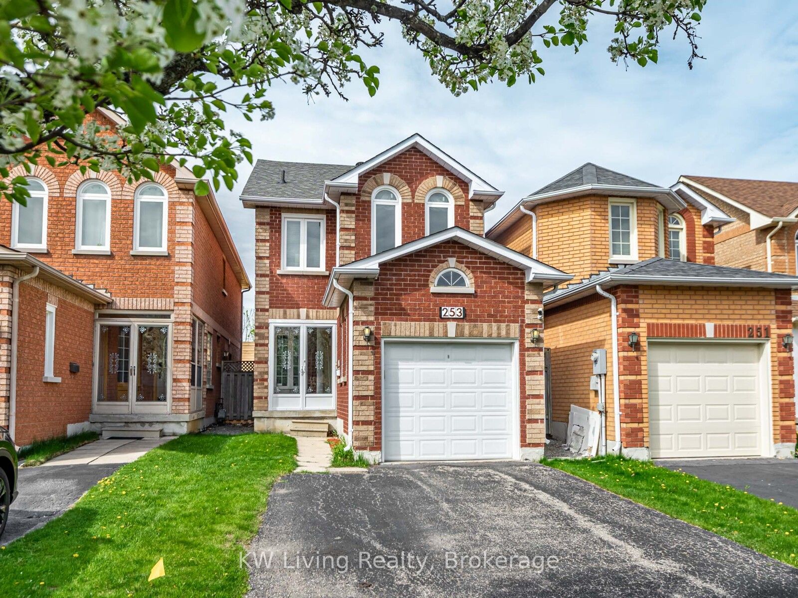 253 Milliken Meadows Drive Picture