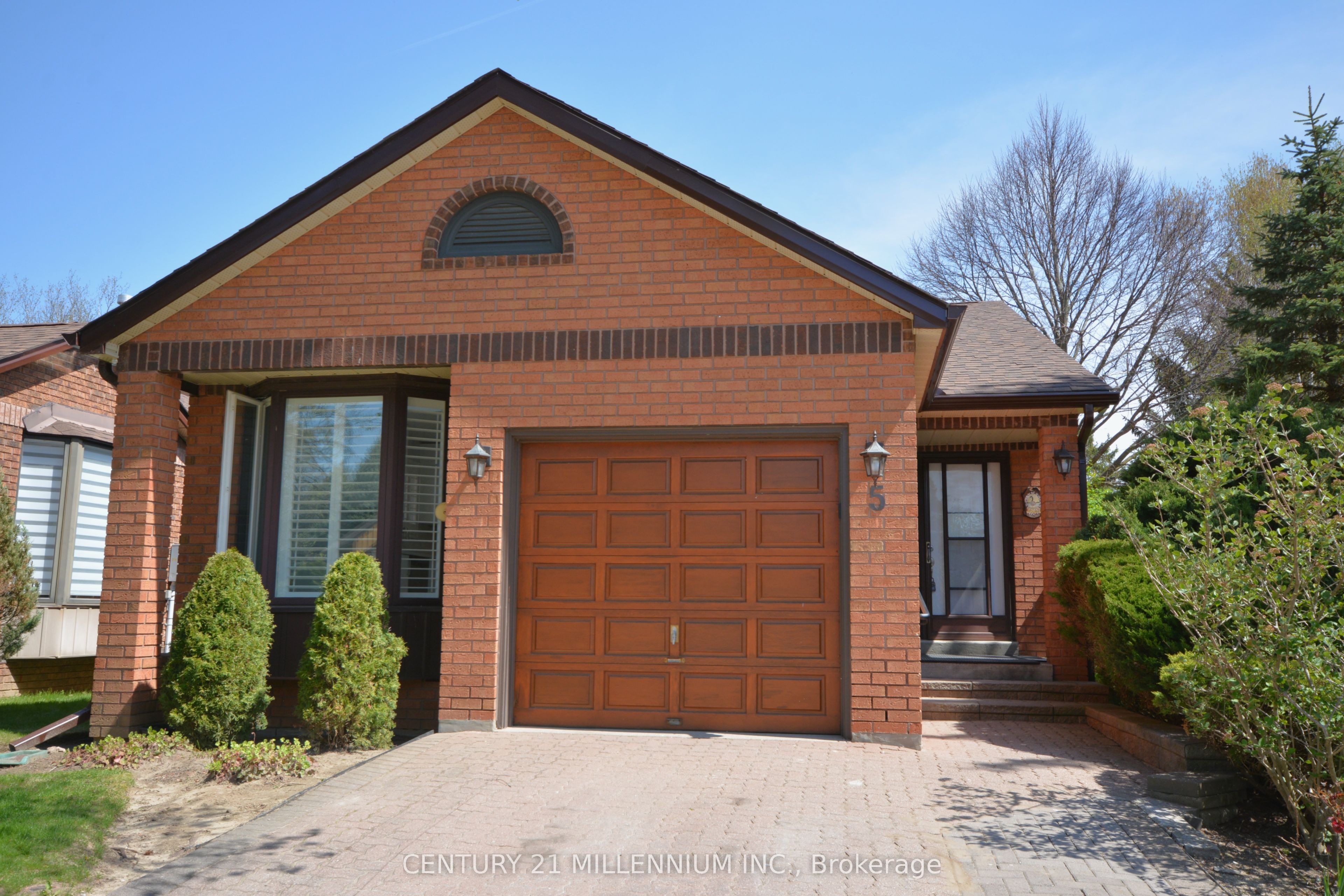 5 Riverview Rd Property Photo 1