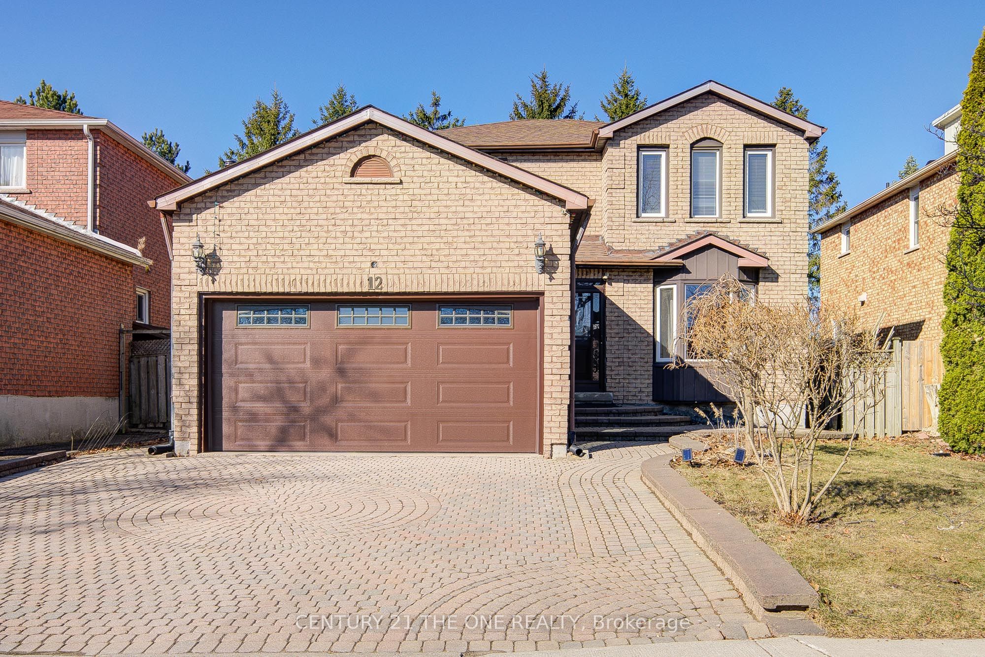 12 Featherstone Ave Property Photo