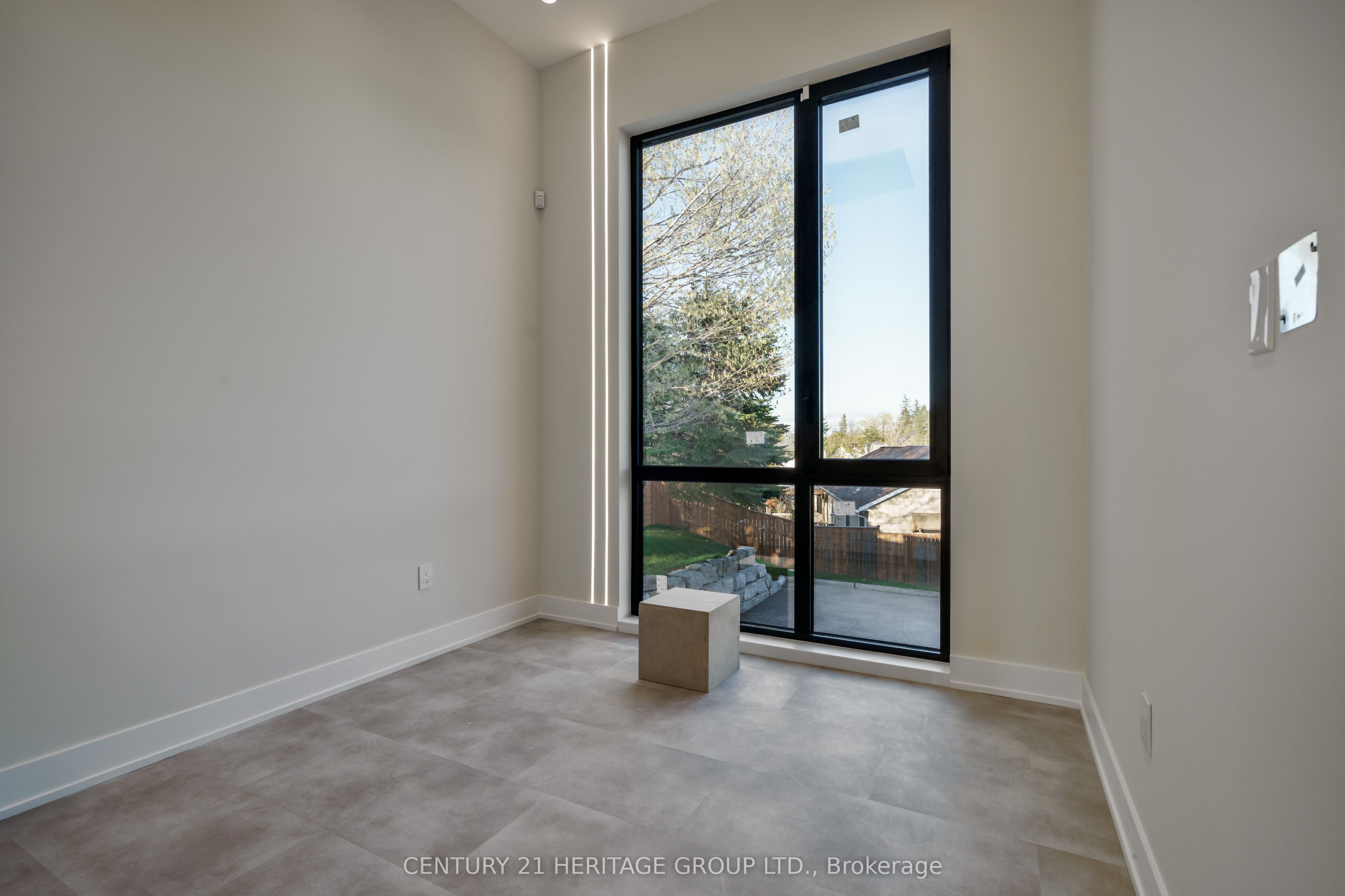 107 Toronto Street Property Photo 3