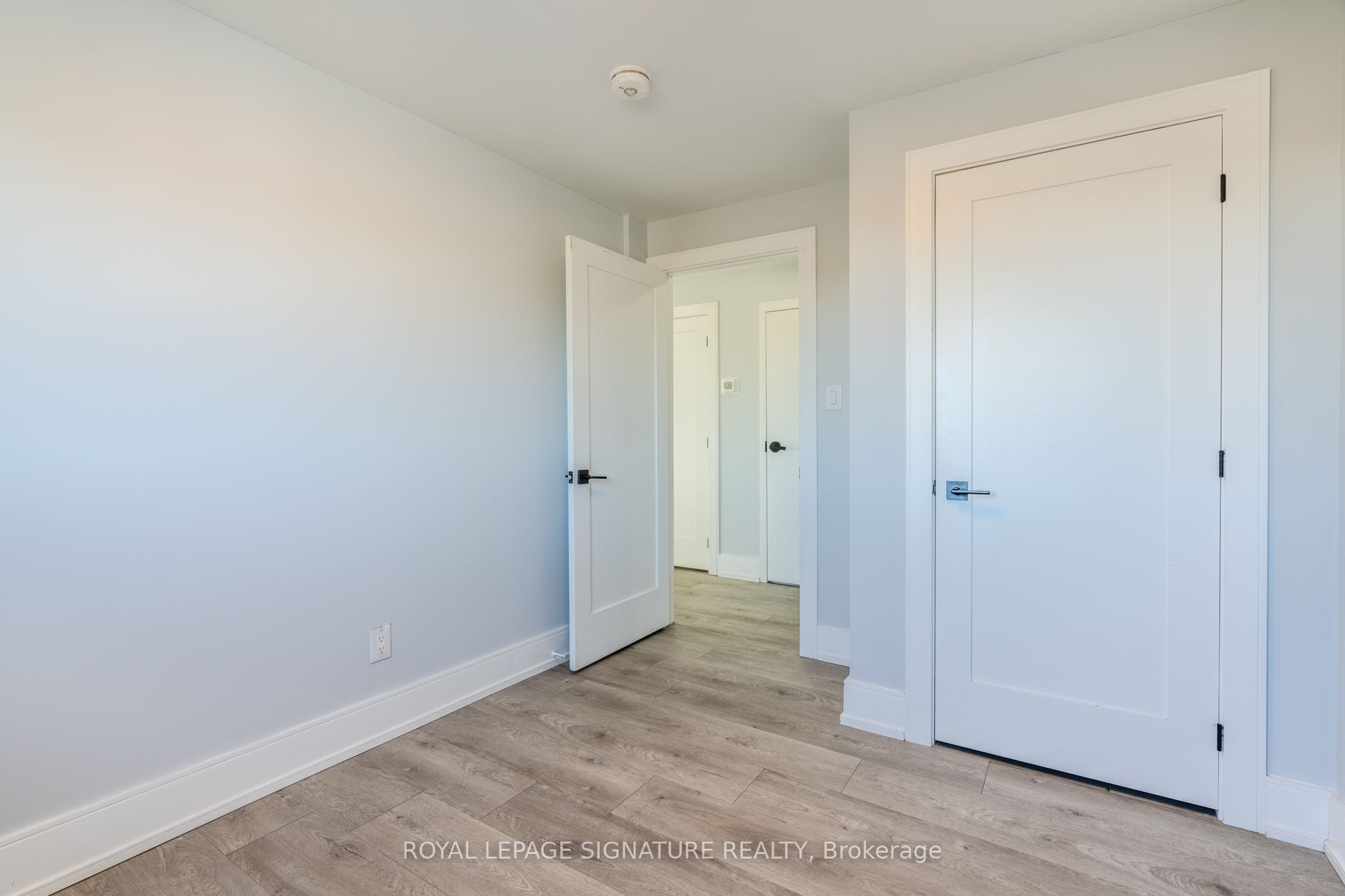 66 John Street W 202 Property Photo 8